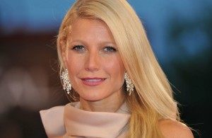 `Intimate` Candle from Gwyneth Paltrow Almost Burns Down a Woman`s Apartment