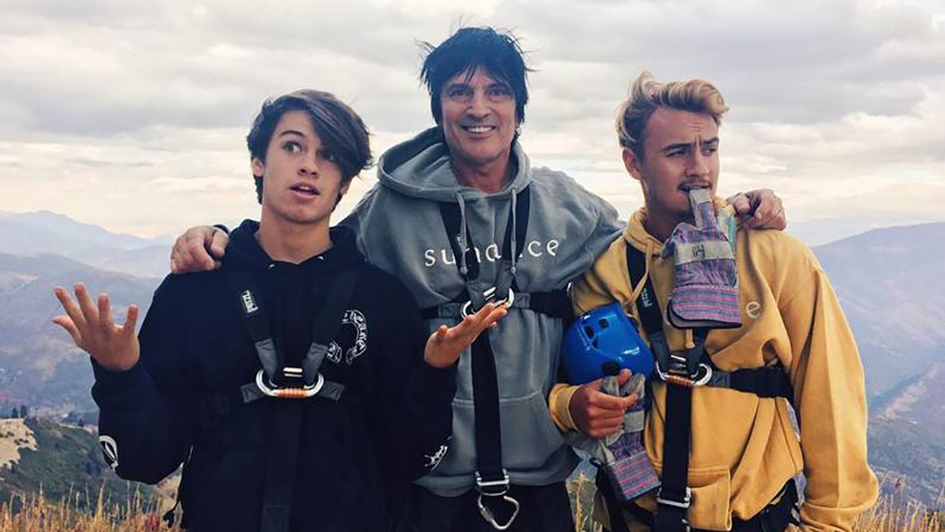 Tommy Lee with his sons