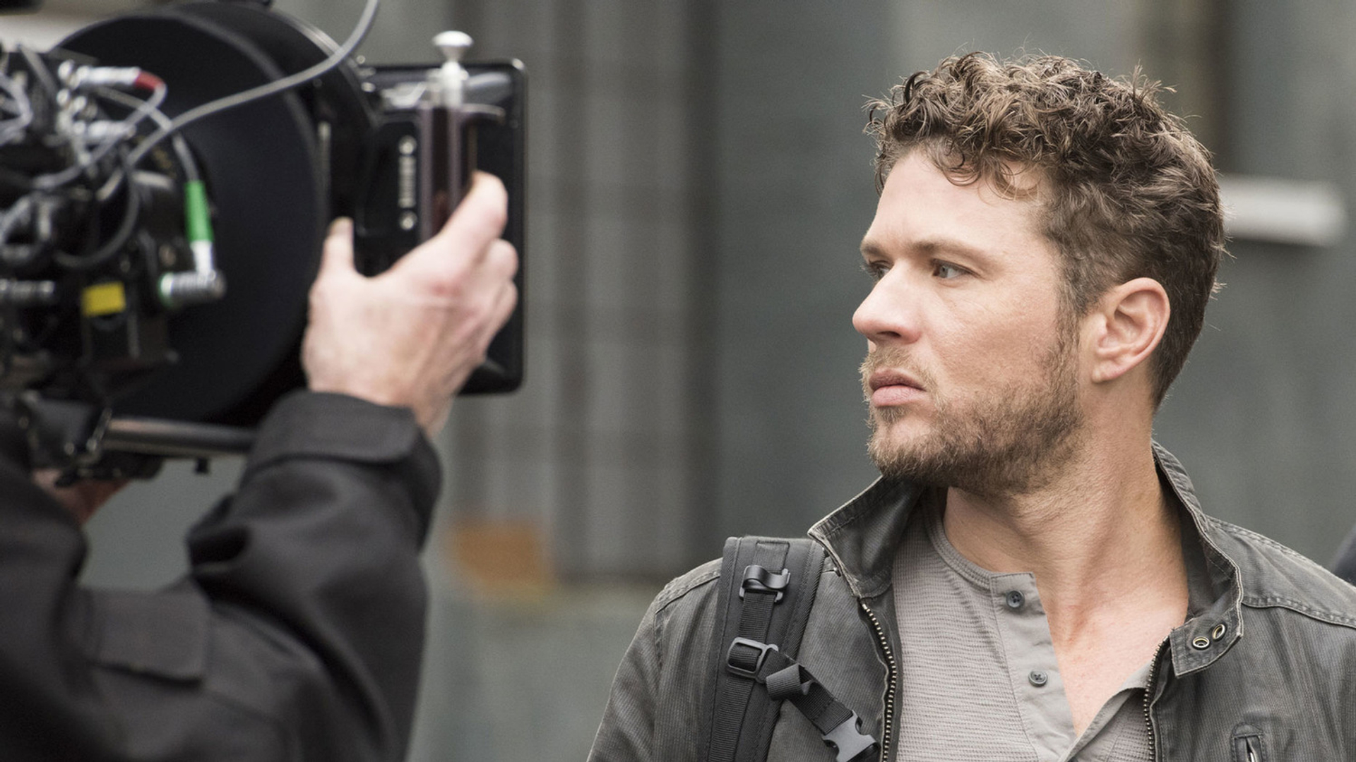 Ryan Phillippe on the set of the TV series 'Shooter'