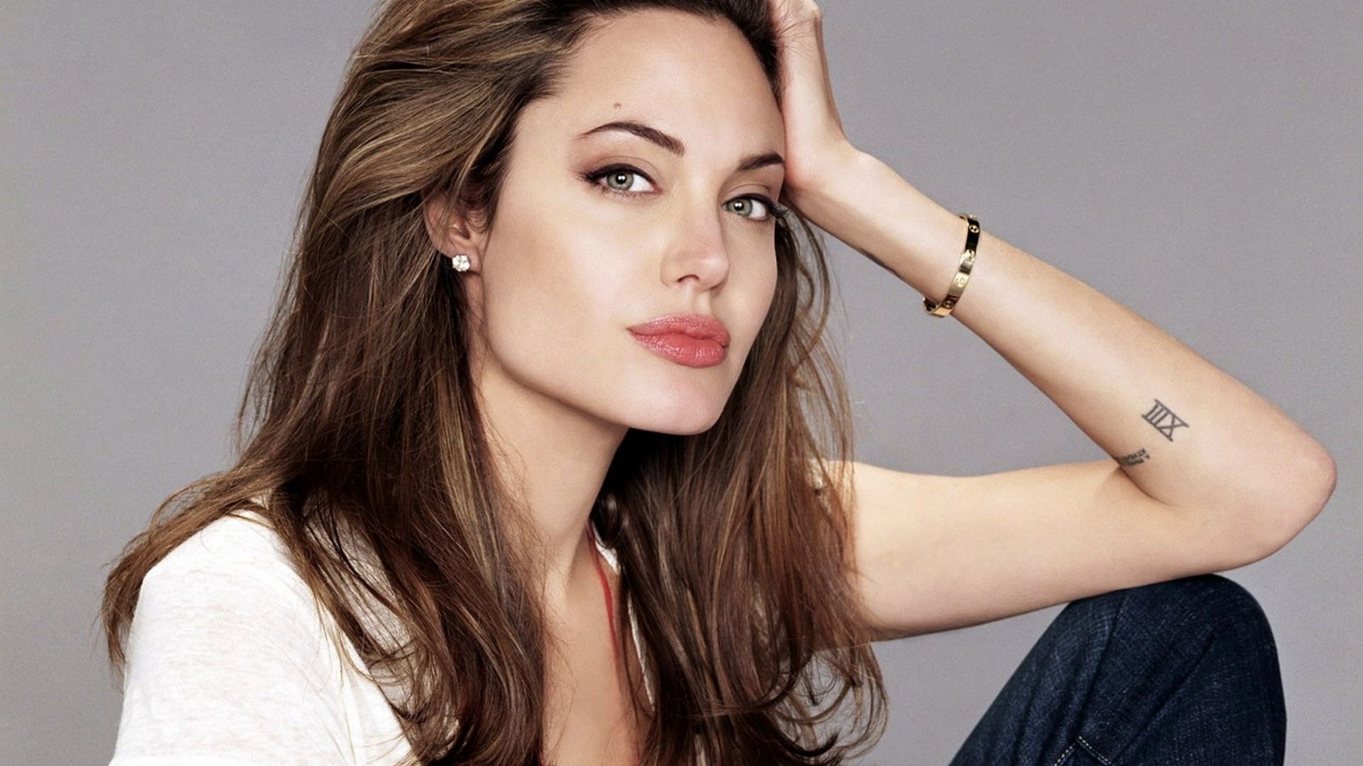 Angelina Jolie – a Gemini