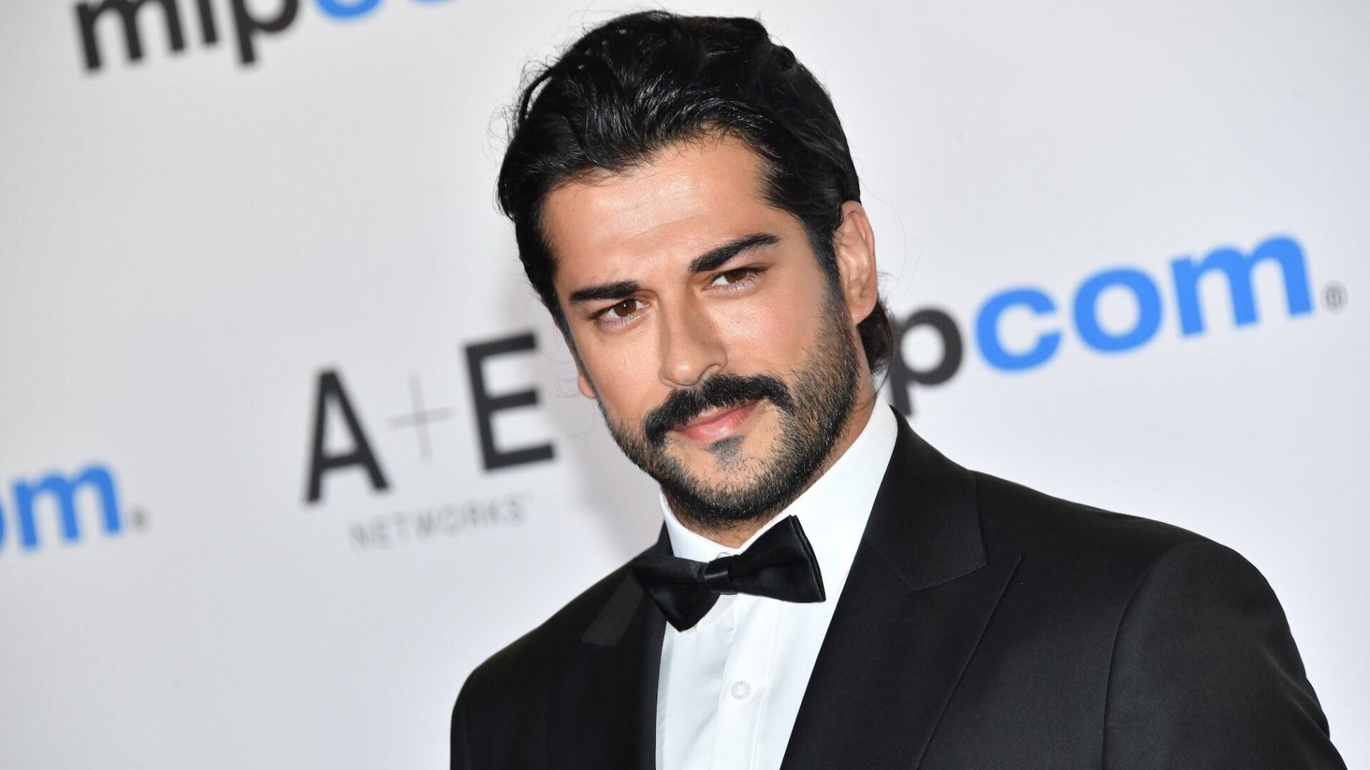 Actor Burak Özçivit – Capricorn Man