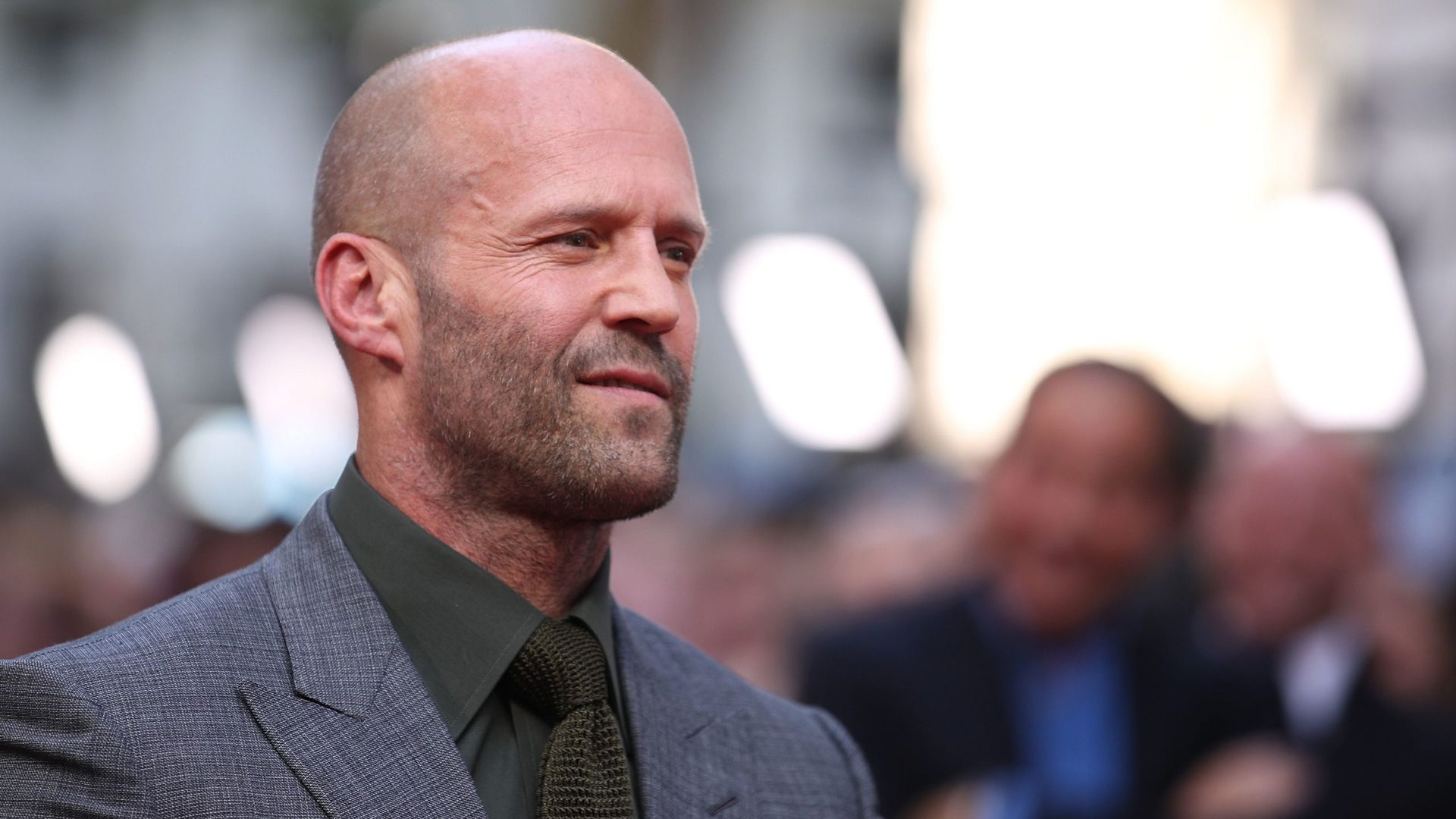 Jason Statham – Leo