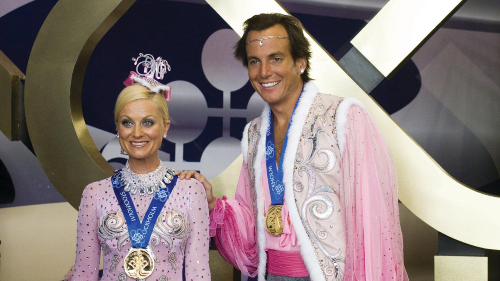 Amy Poehler and Will Arnett in Blades of Glory