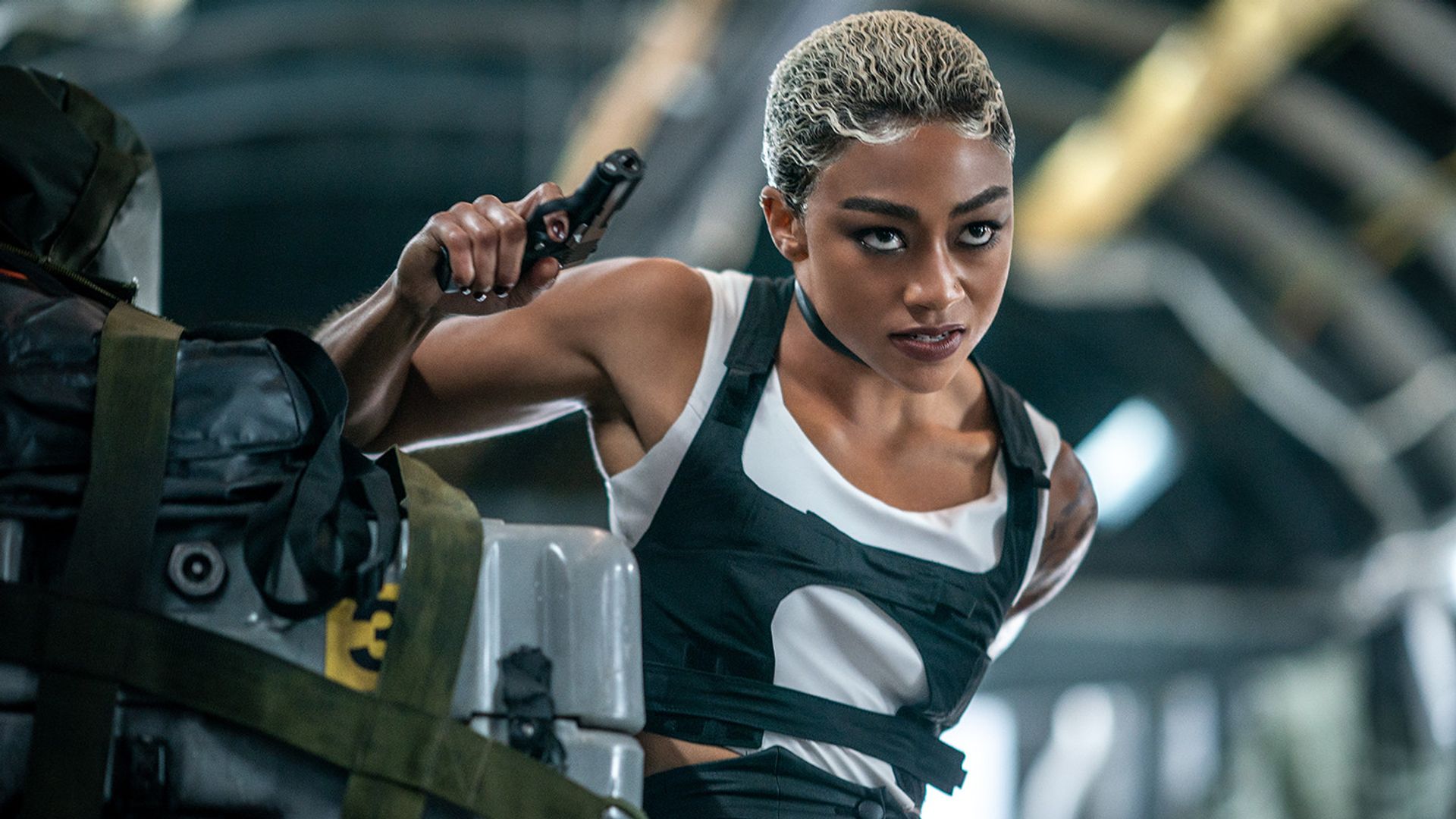 Tati Gabrielle in the movie 'Uncharted'