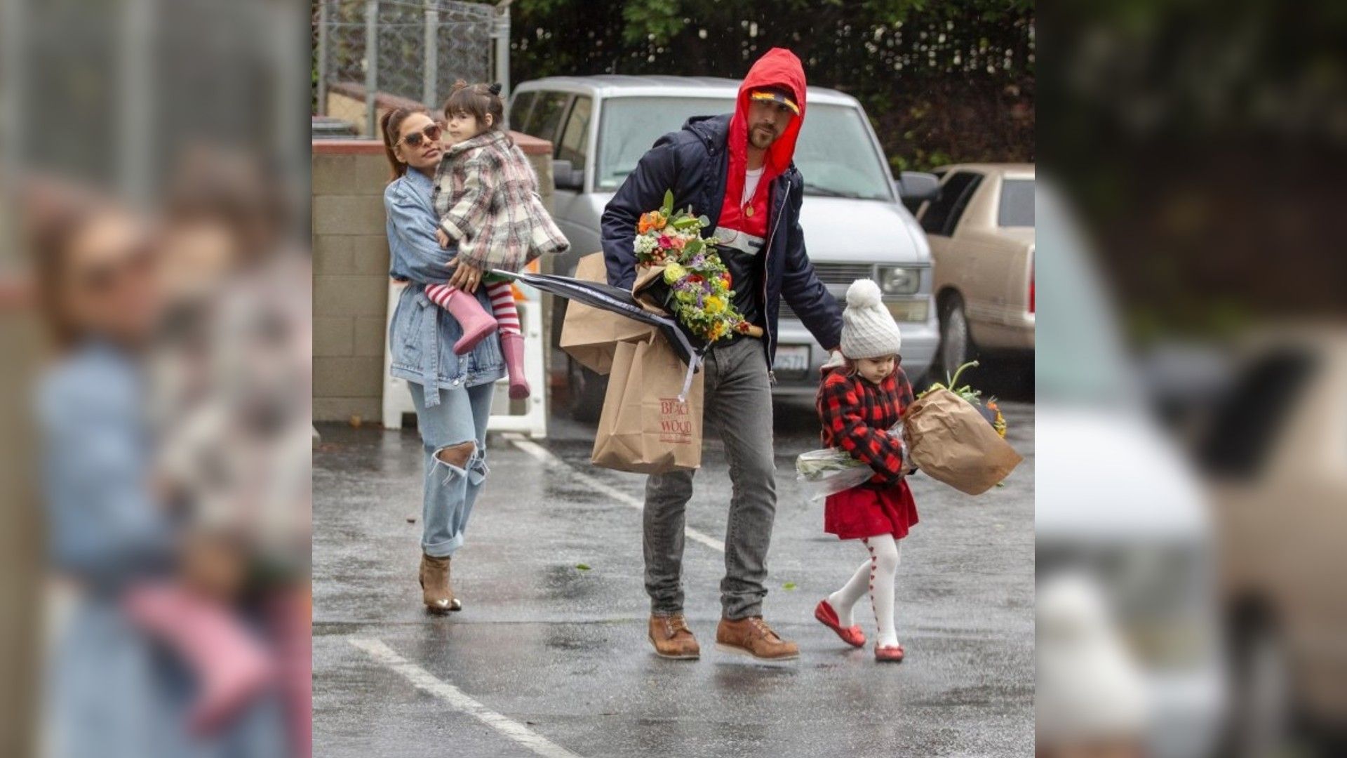 Eva Mendes with husband and kids