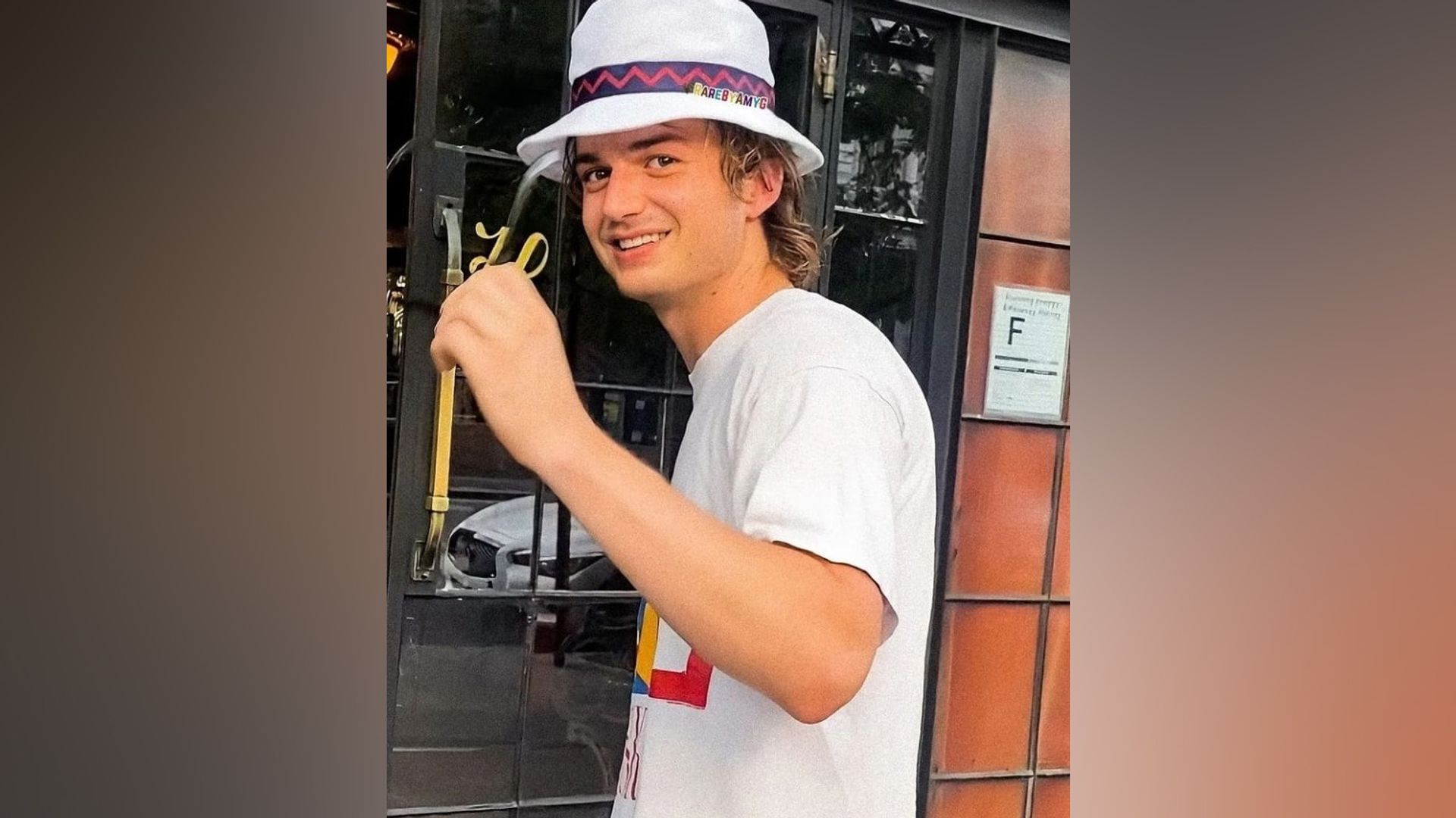 Joe Keery in 2022