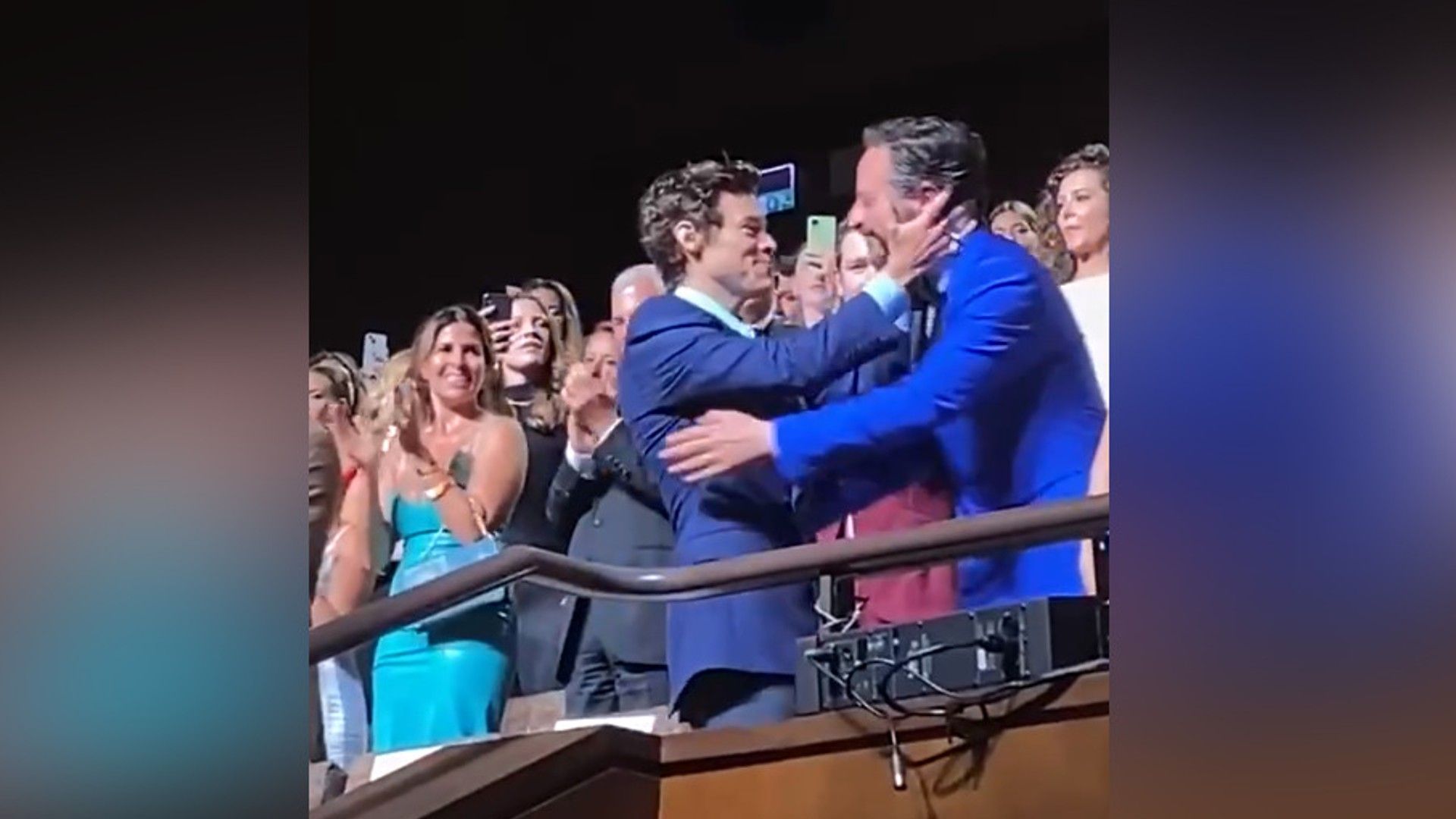 That very moment of Harry Styles and Nick Kroll kiss
