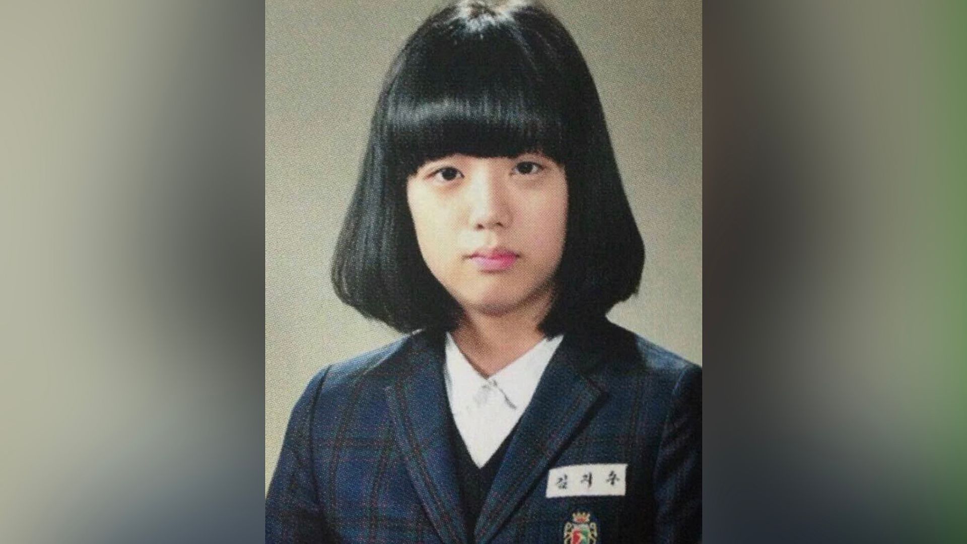 Jisoo during her school years