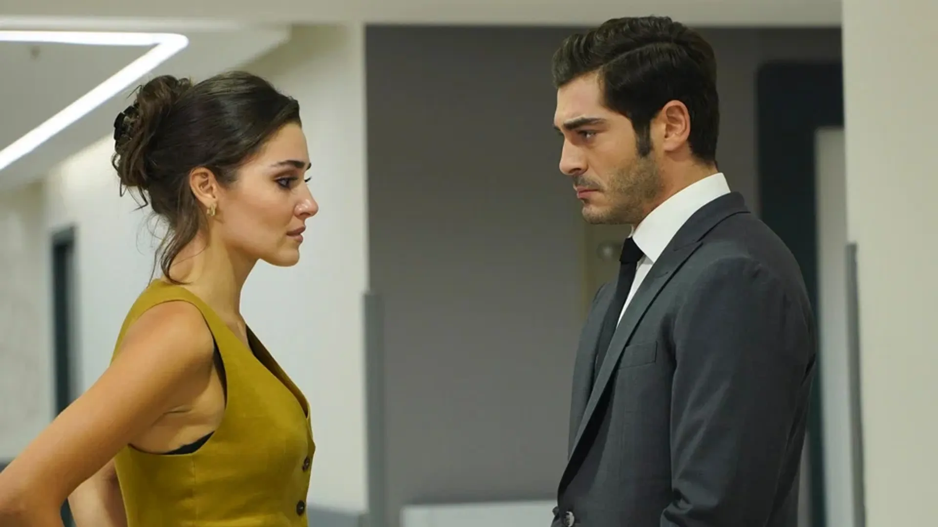 Hande Erçel and Burak Deniz