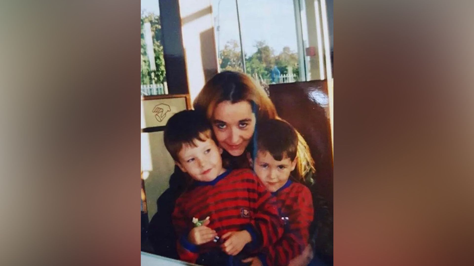 Barry Keoghan in childhood with his brother and mother