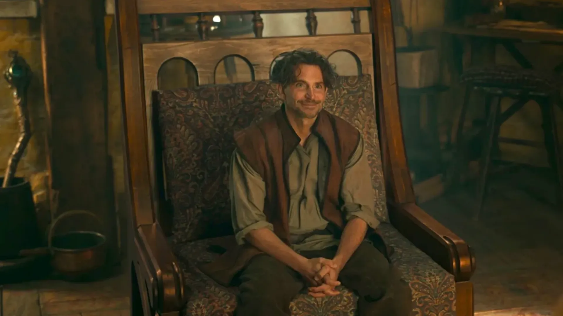 Bradley Cooper in the movie 'Dungeons & Dragons: Honor Among Thieves'