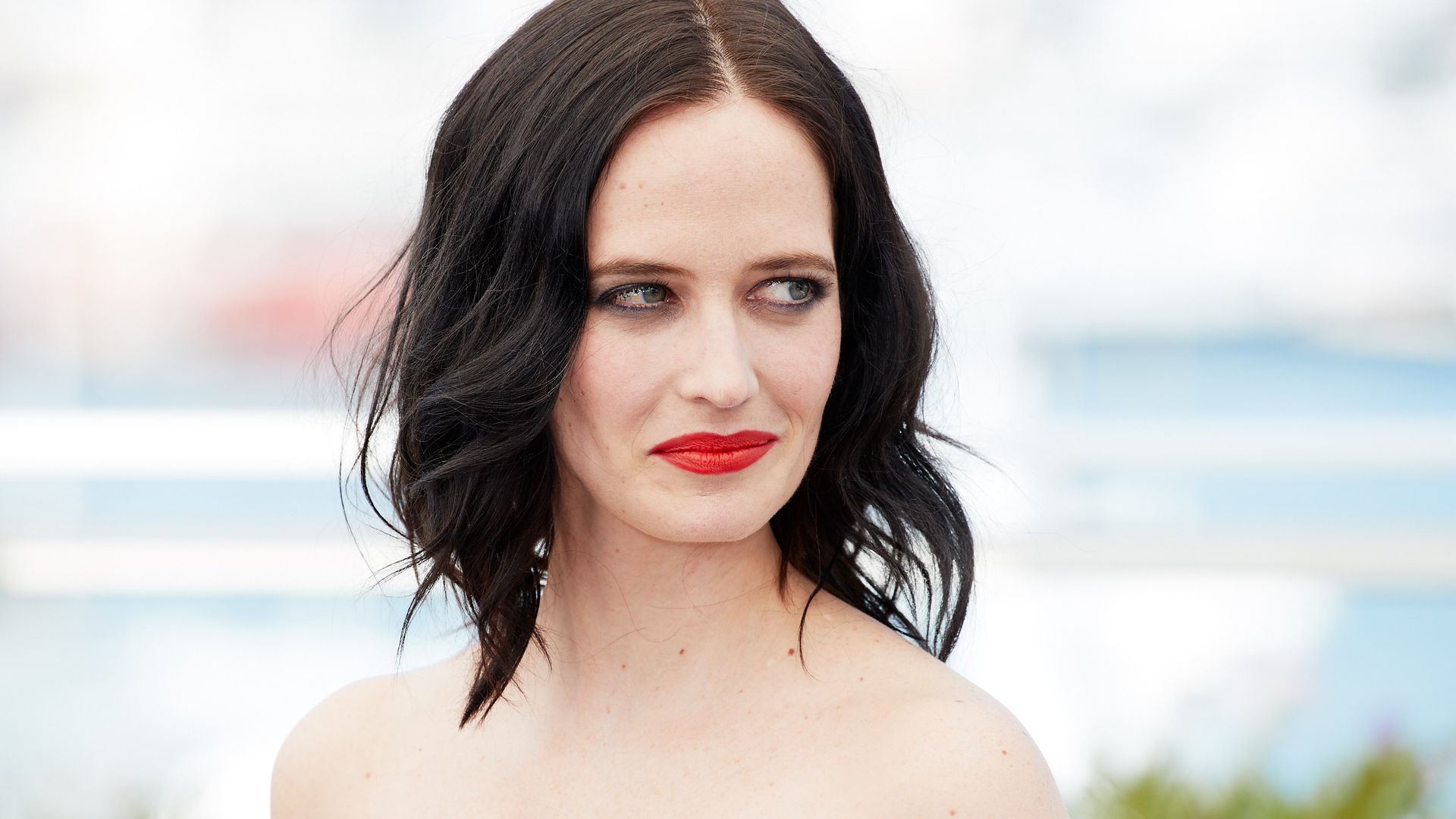 Eva Green is a Cancer