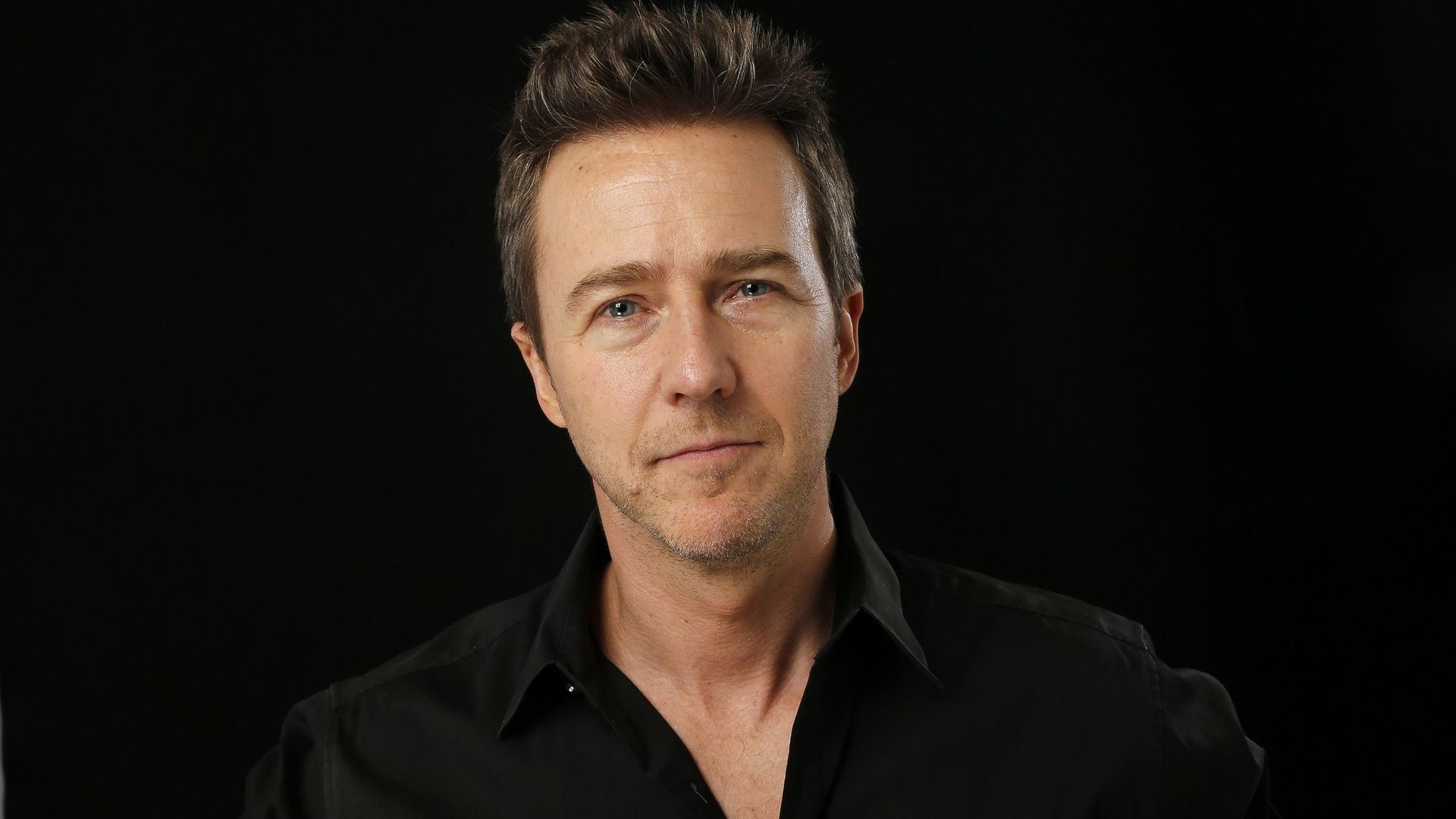 Edward Norton is a Leo according to his horoscope