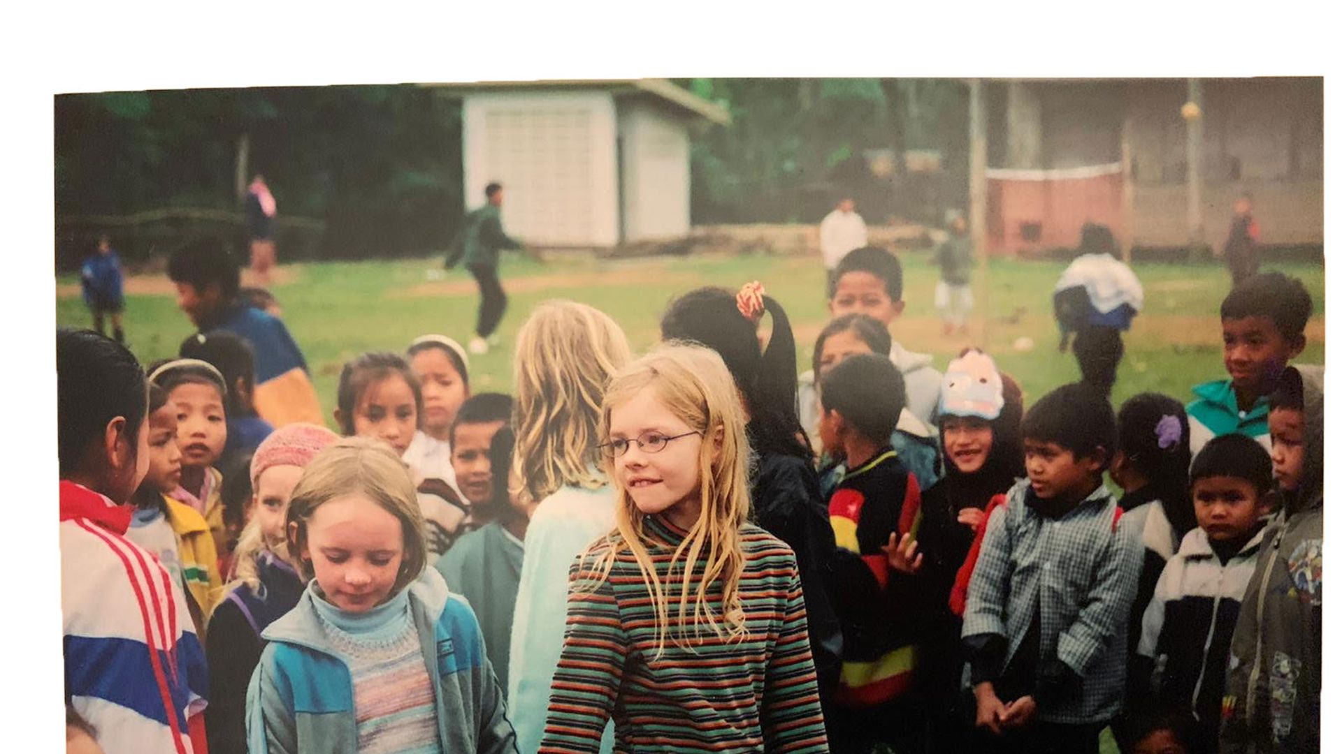 Samara Weaving in her school years