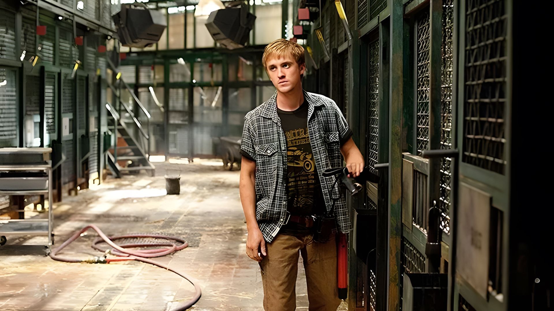 Tom Felton in Rise of the Planet of the Apes