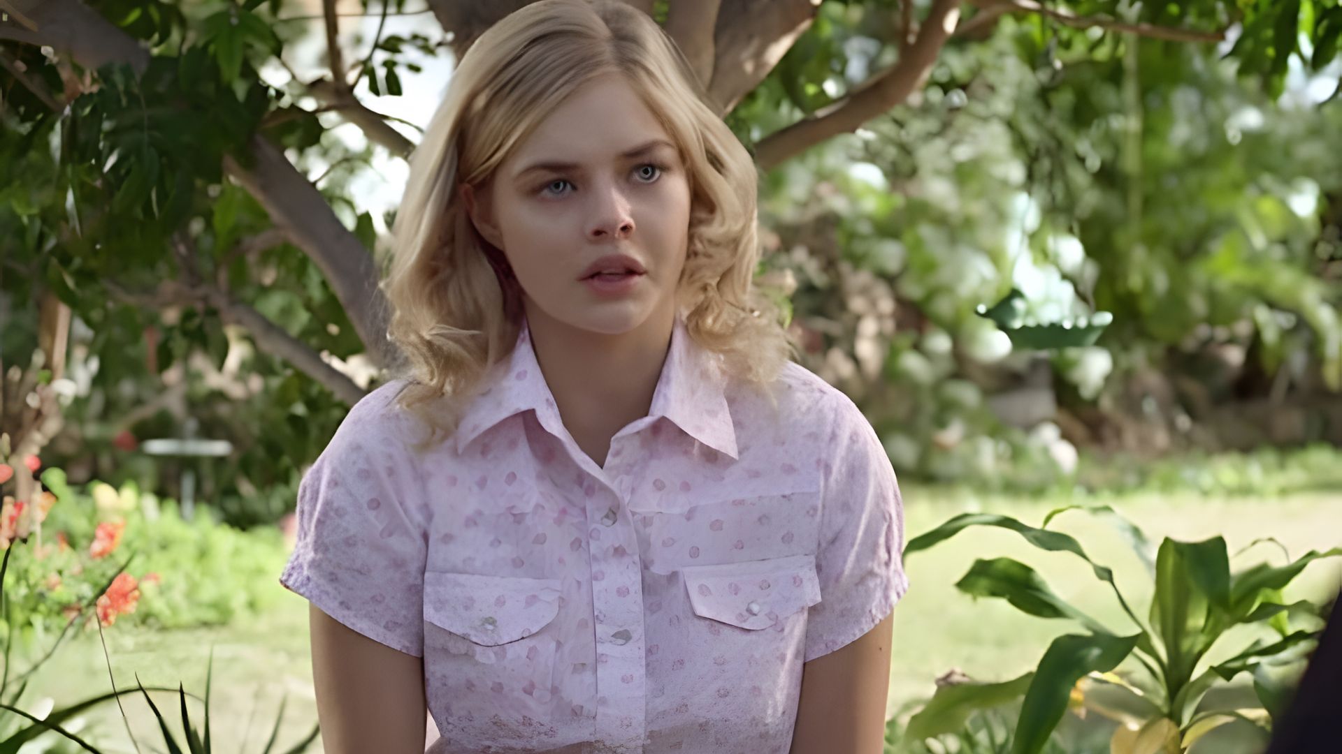 Young Samara Weaving in Mystery Road