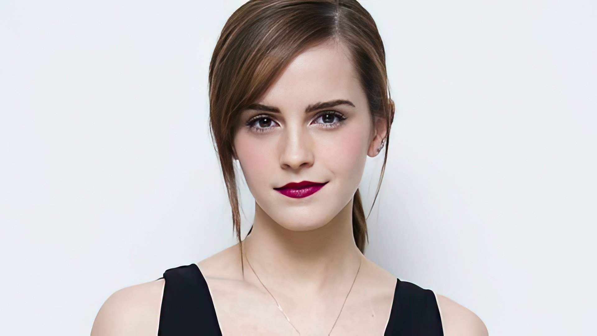 Actress and fashion model Emma Watson