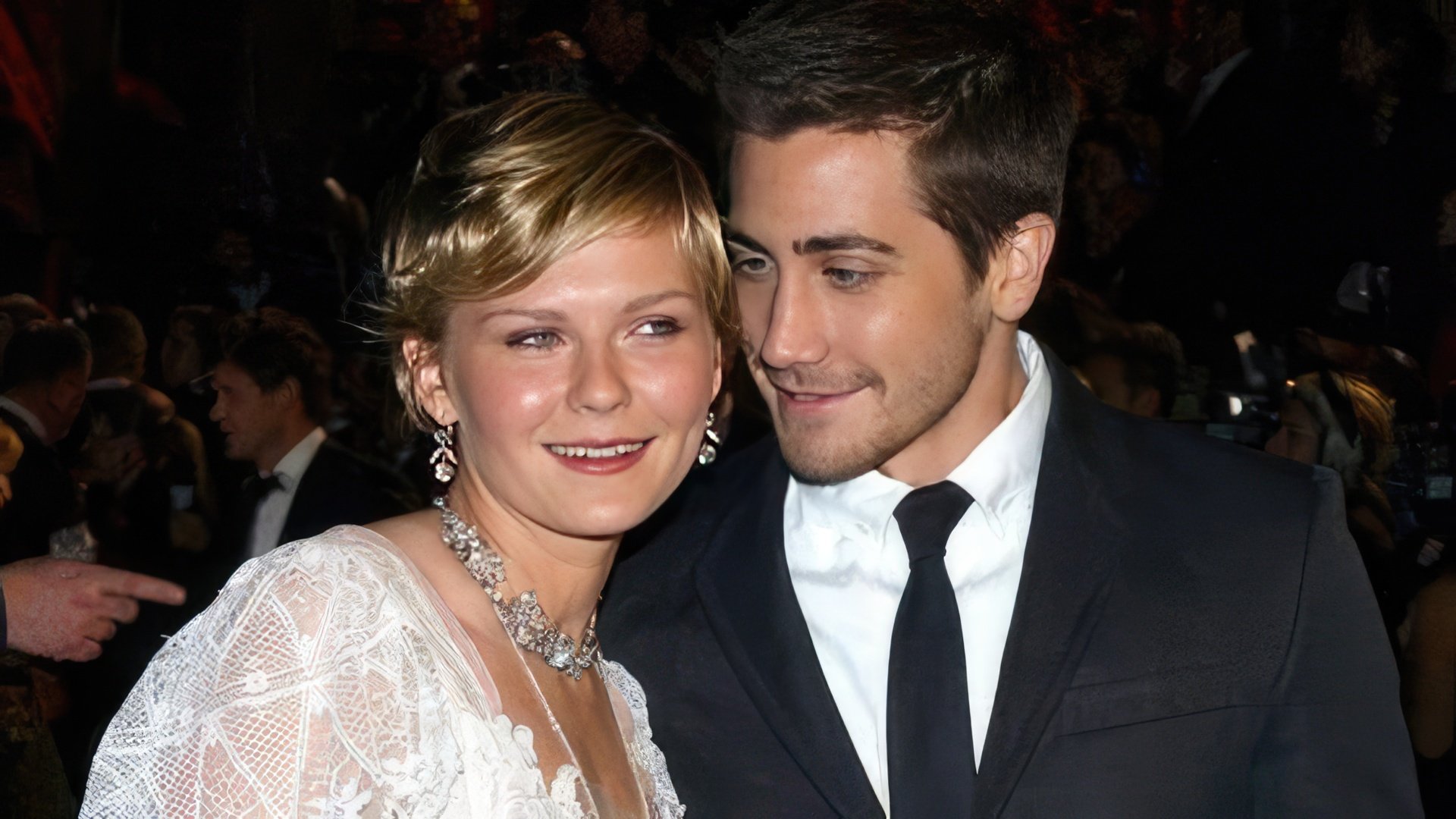 Kirsten Dunst and Jake Gyllenhaal