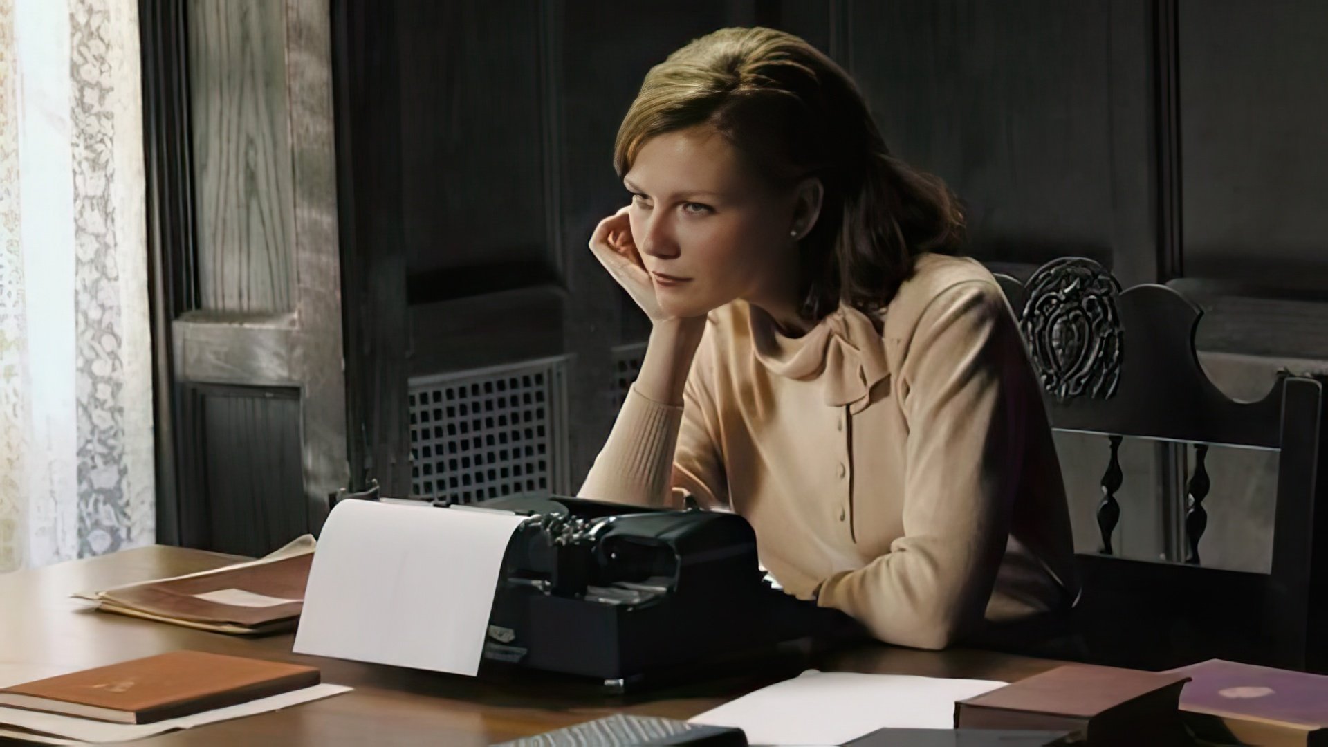 Kirsten Dunst in "Mona Lisa Smile"