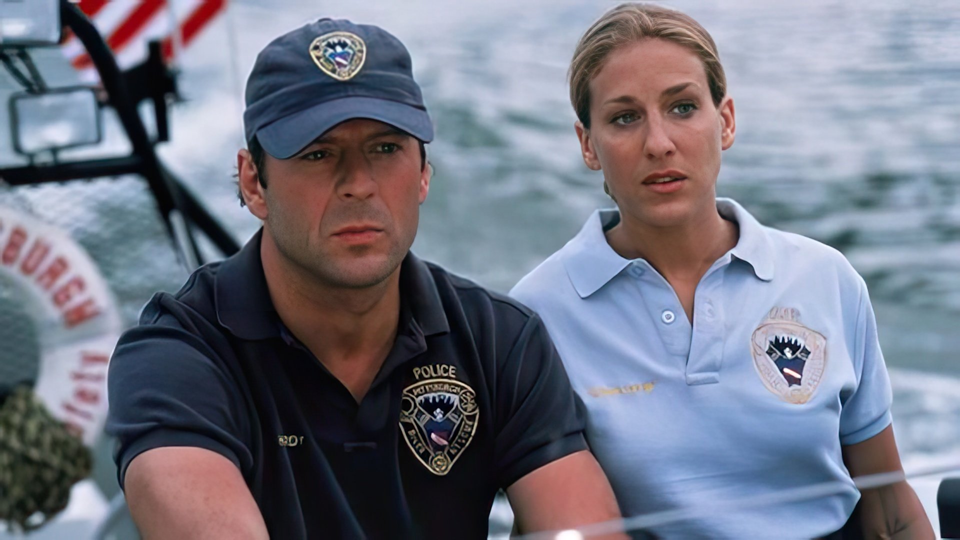 Sarah Jessica Parker with Bruce Willis in 'Striking Distance'