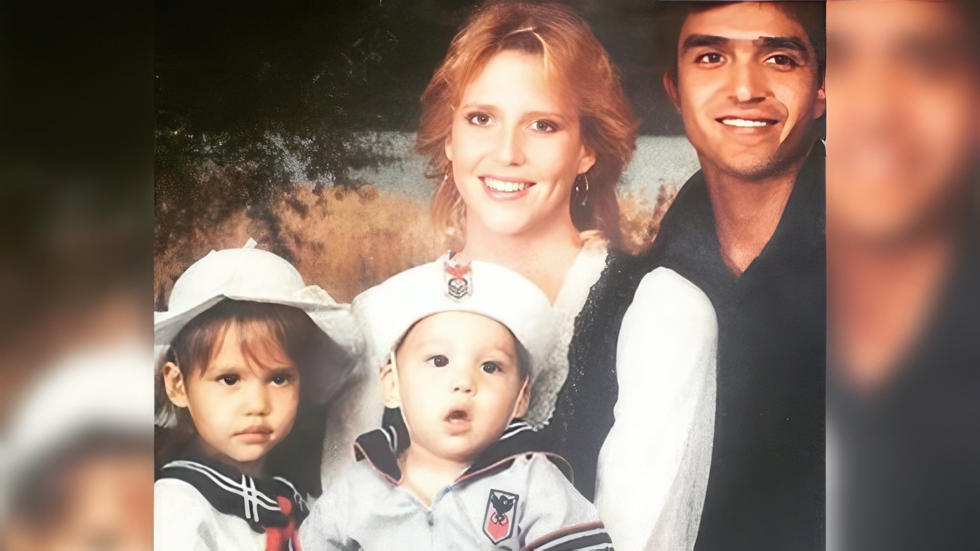 Jessica Alba as a child with her parents and brother