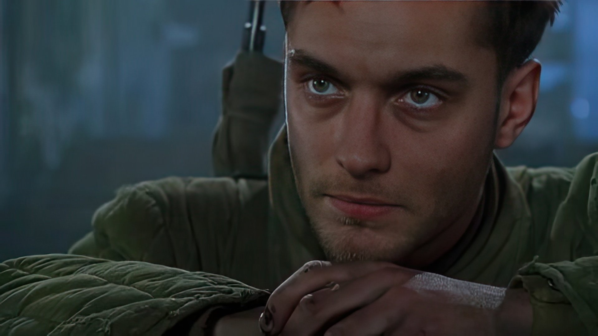 Jude Law in the movie Enemy at the Gates
