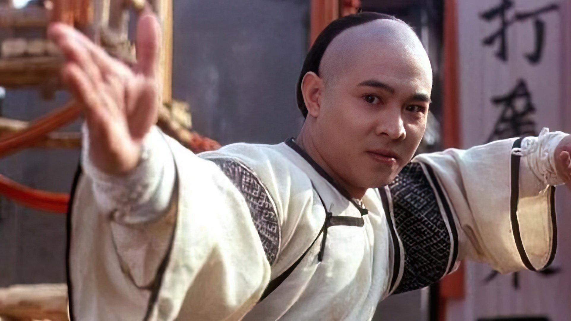 Young Jet Li in "Shaolin Temple"