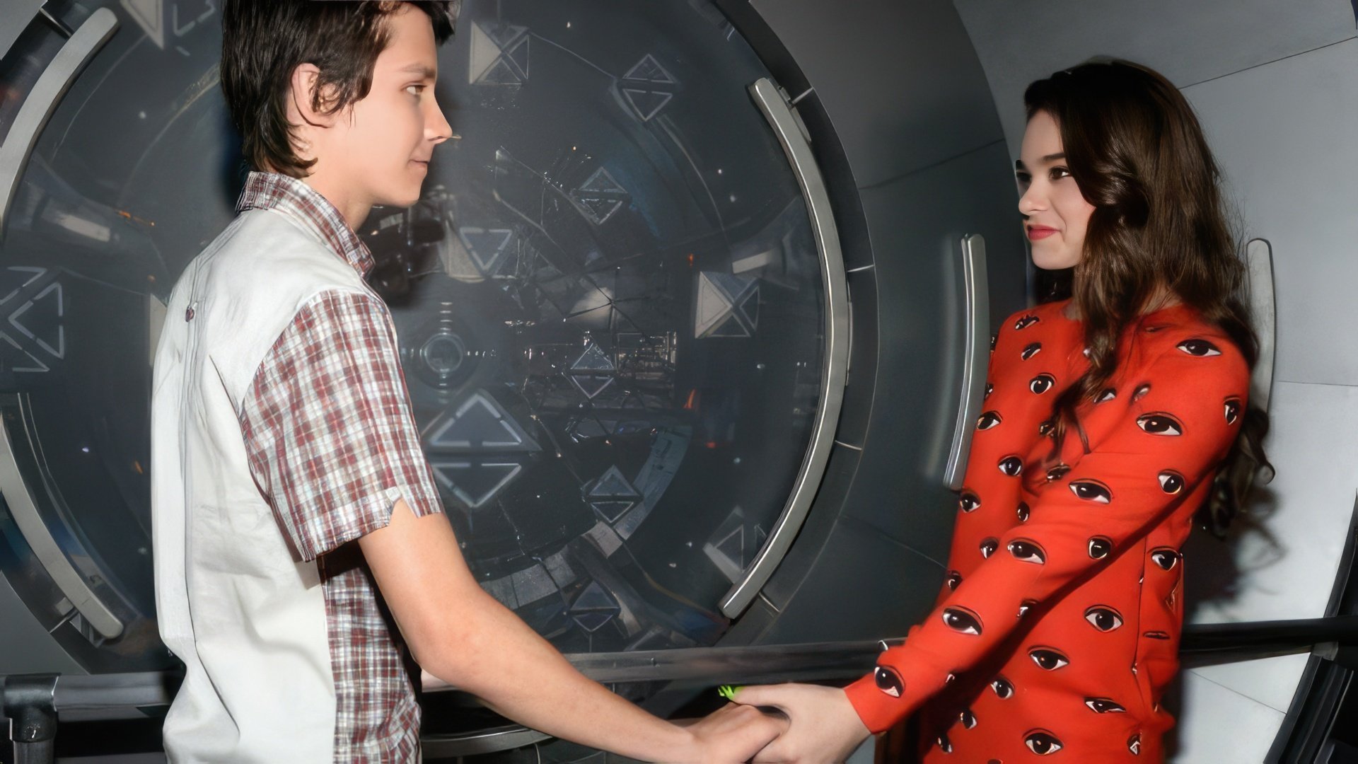 Asa Butterfield and Hailee Steinfeld on the set of Ender's Game