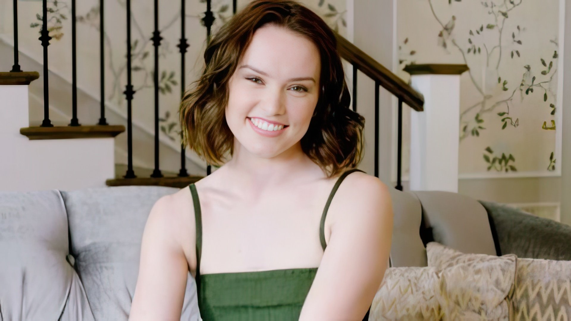 Daisy Ridley without makeup