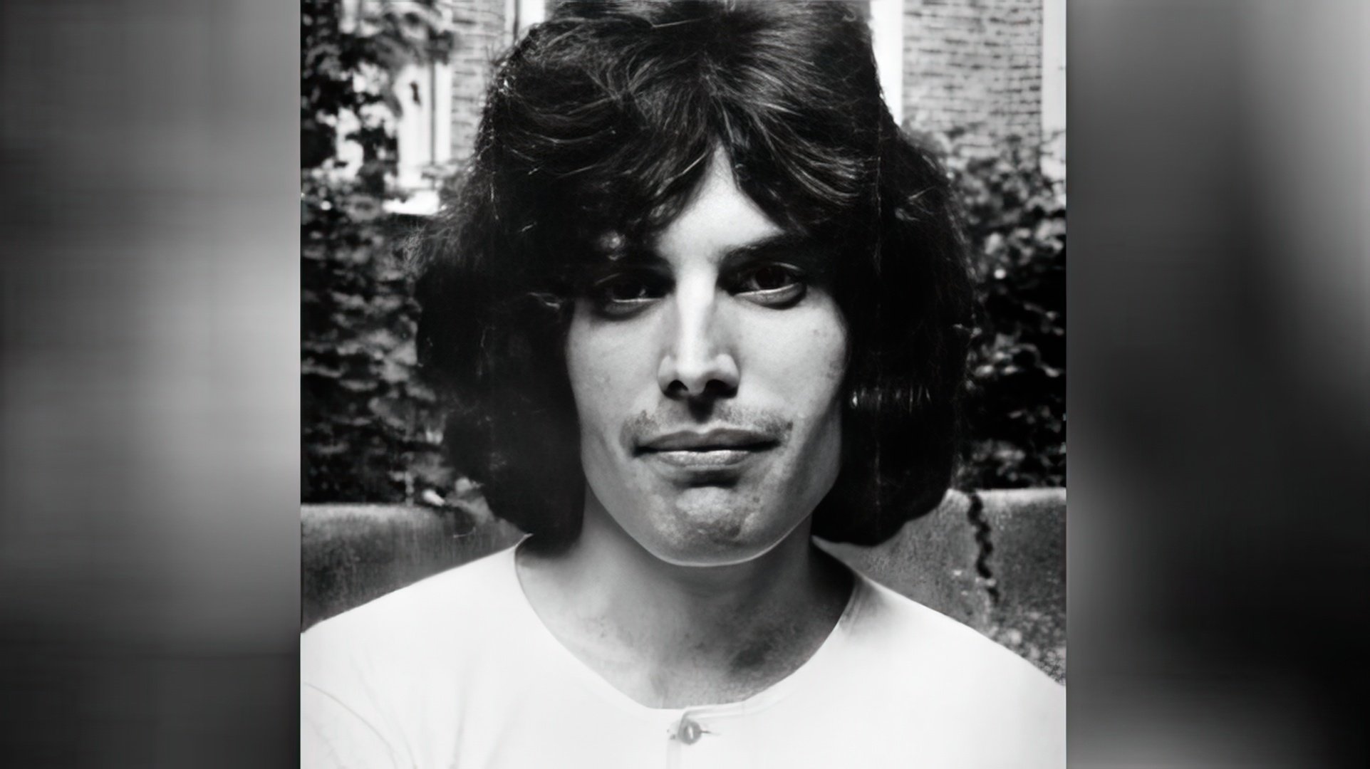 Freddie Mercury in 1969