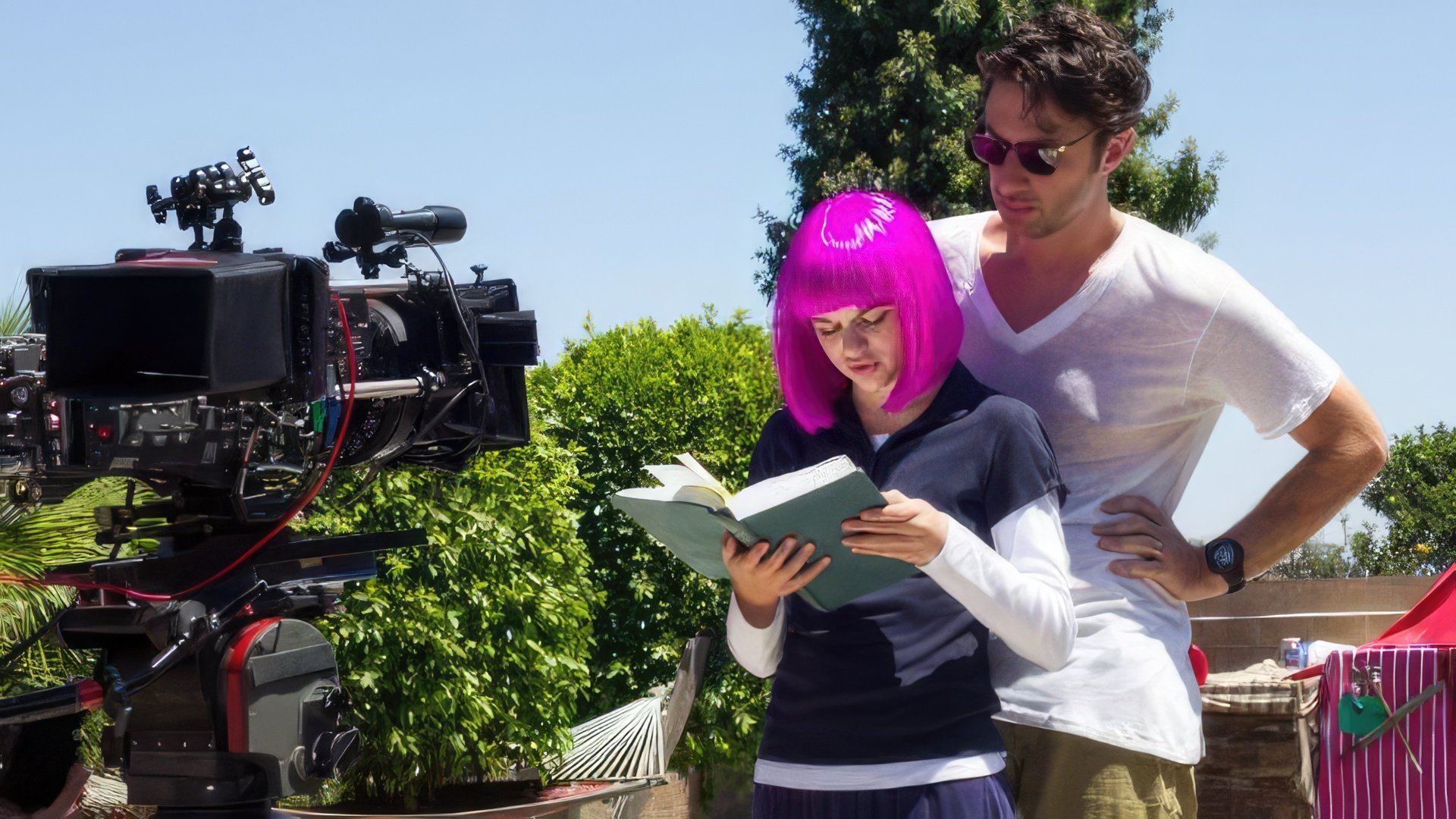 Joey King and Zach Braff on the set of 'Wish I Was Here'