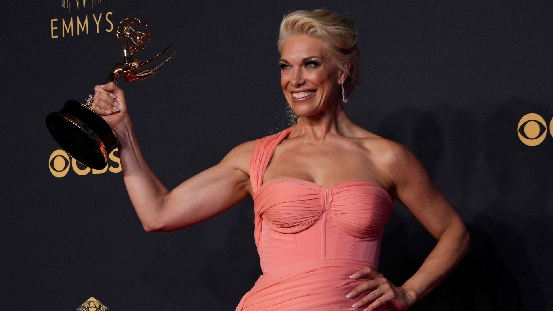 Hannah Waddingham and her Emmy award