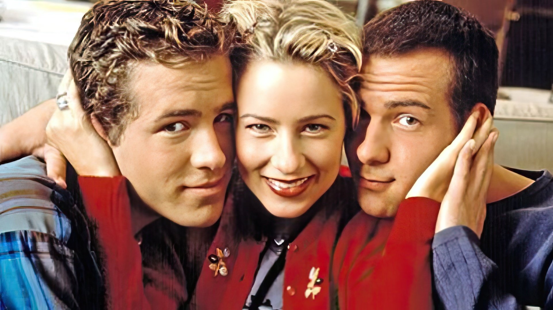 A shot from the TV series Two Guys and a Girl