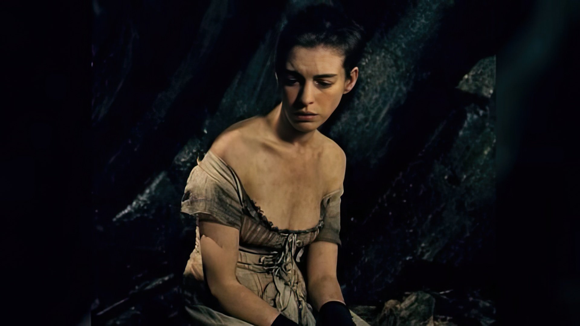 Anne Hathaway won an Oscar for her role as Fantine in Les Misérables