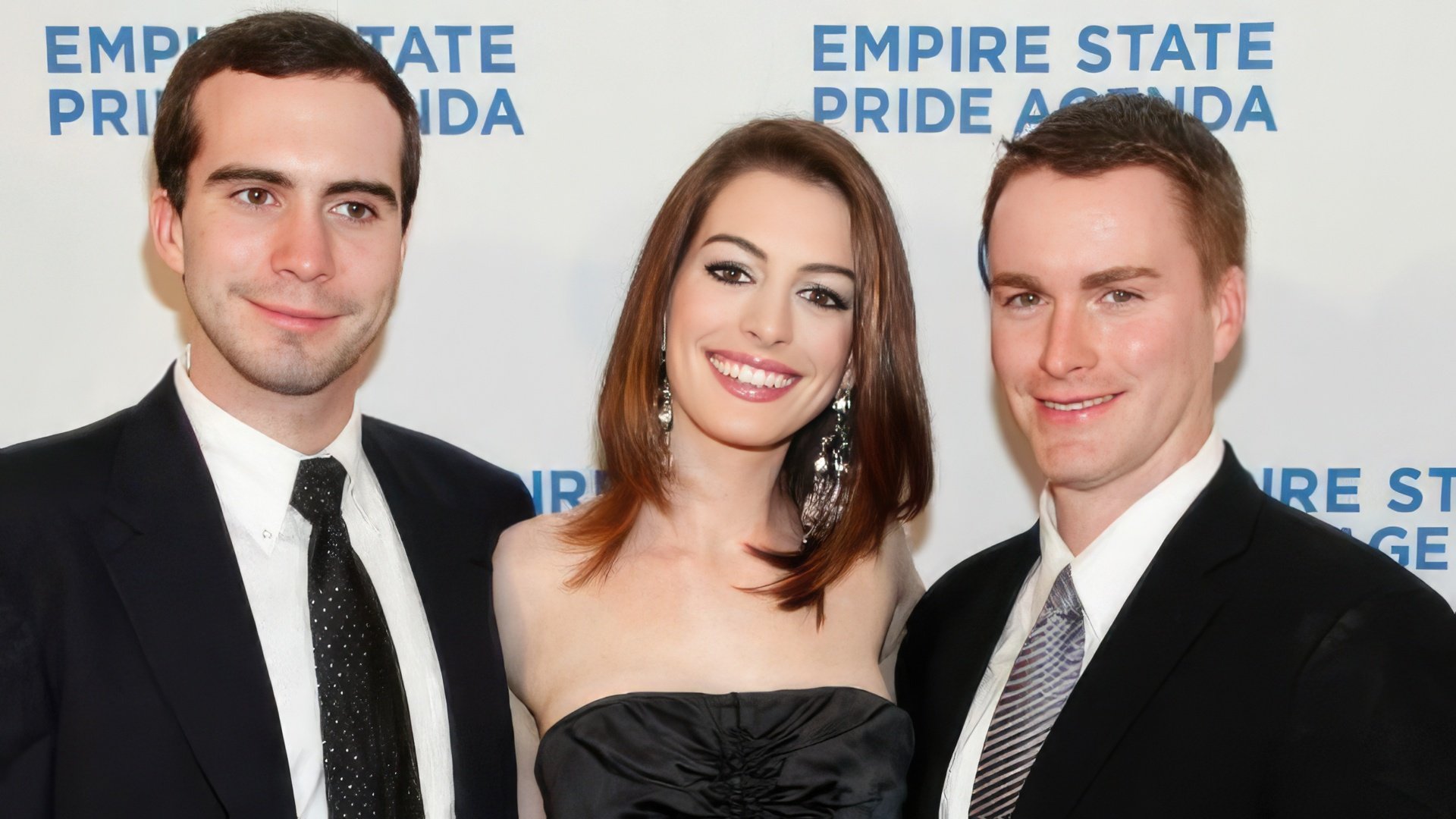 Anne Hathaway's brothers: Thomas (left) and Michael (right)