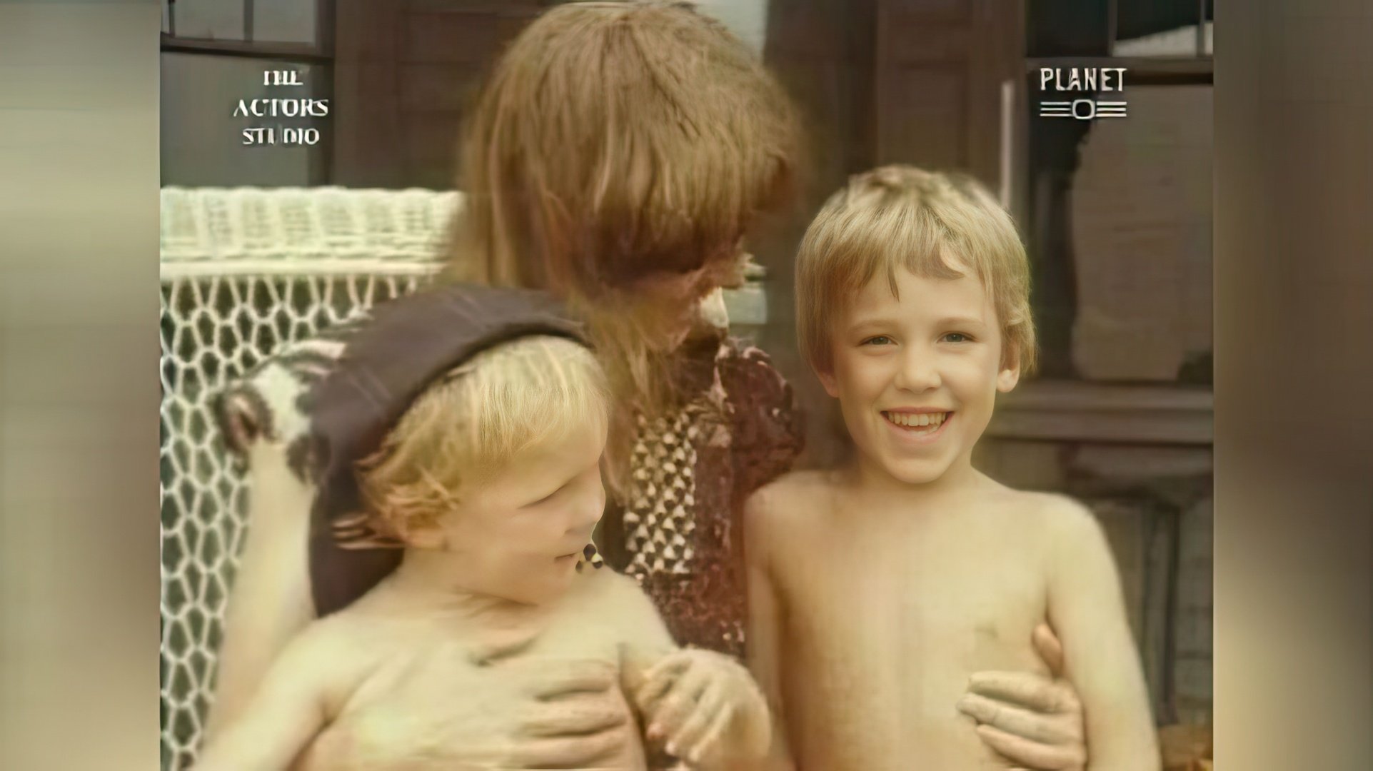 Benjamin Affleck with his mother and younger brother