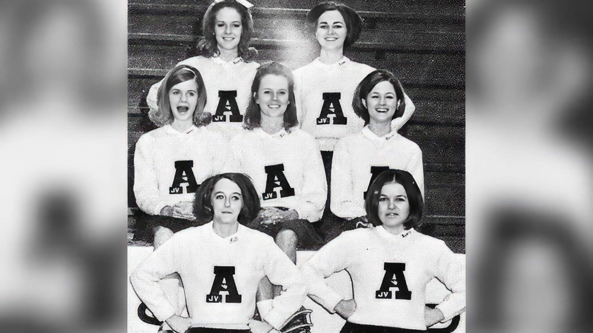 Kim Basinger (center) in the cheerleading squad