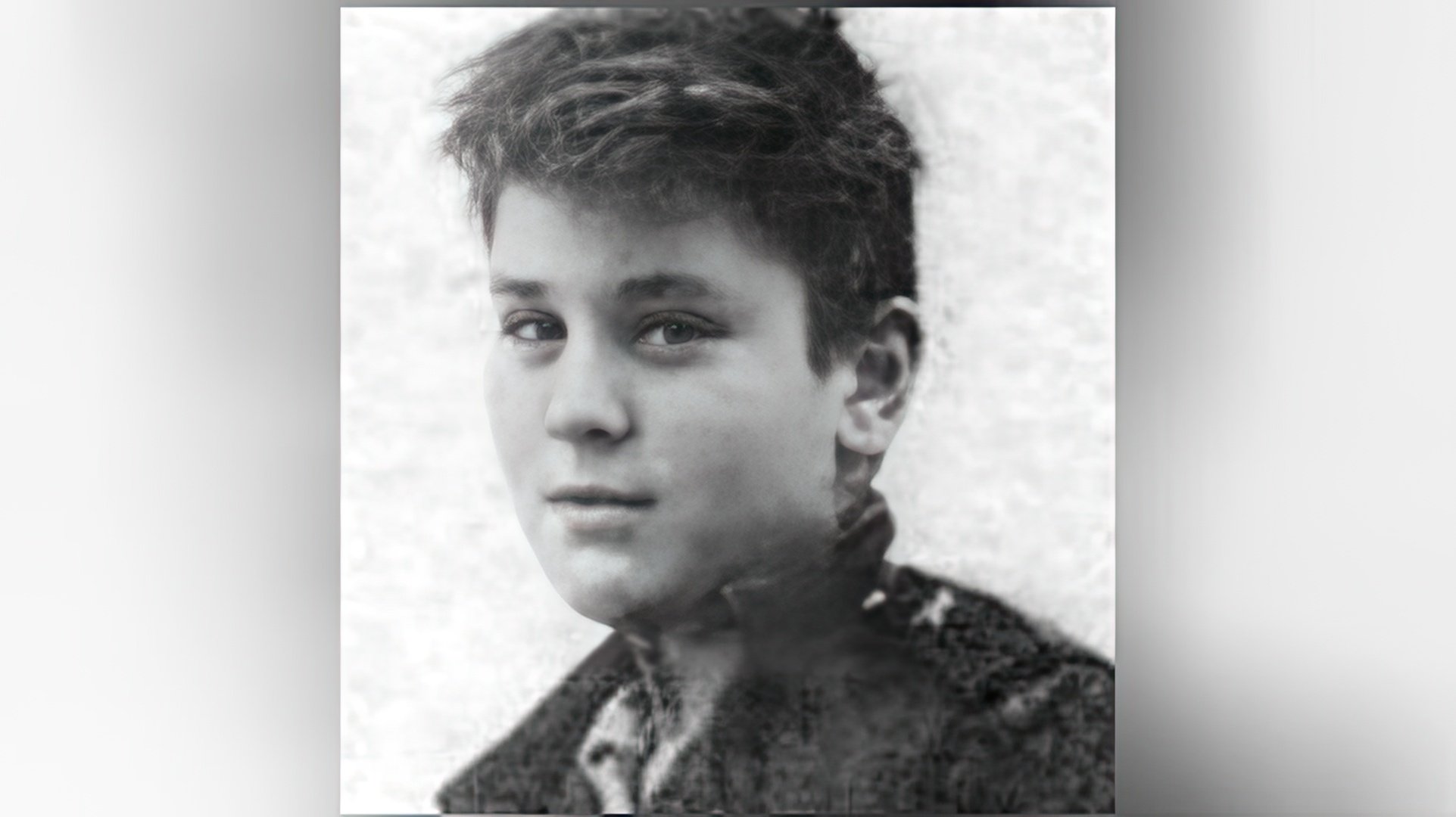 Robert De Niro during his school years