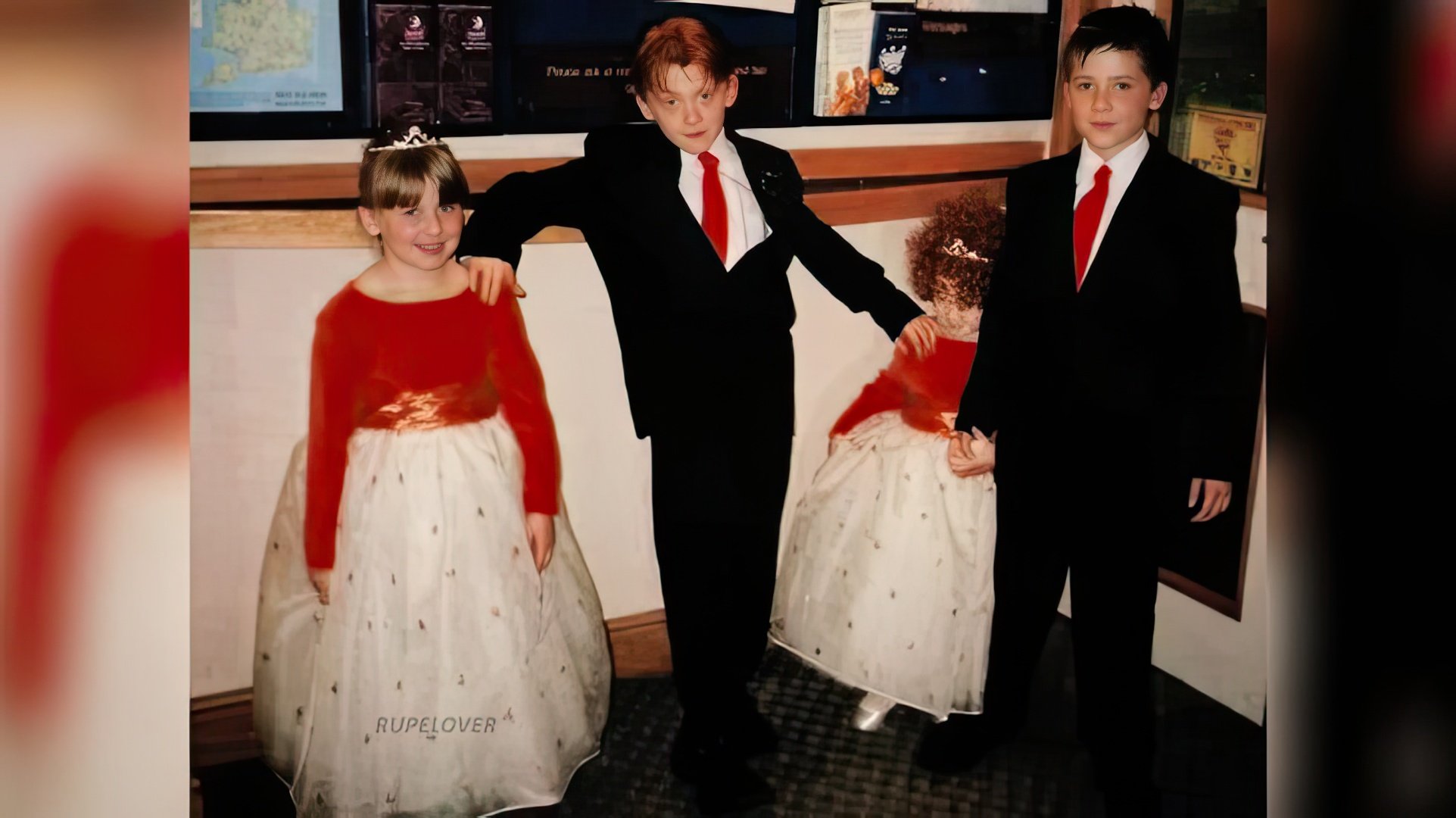 Rupert Grint with his sisters and brother