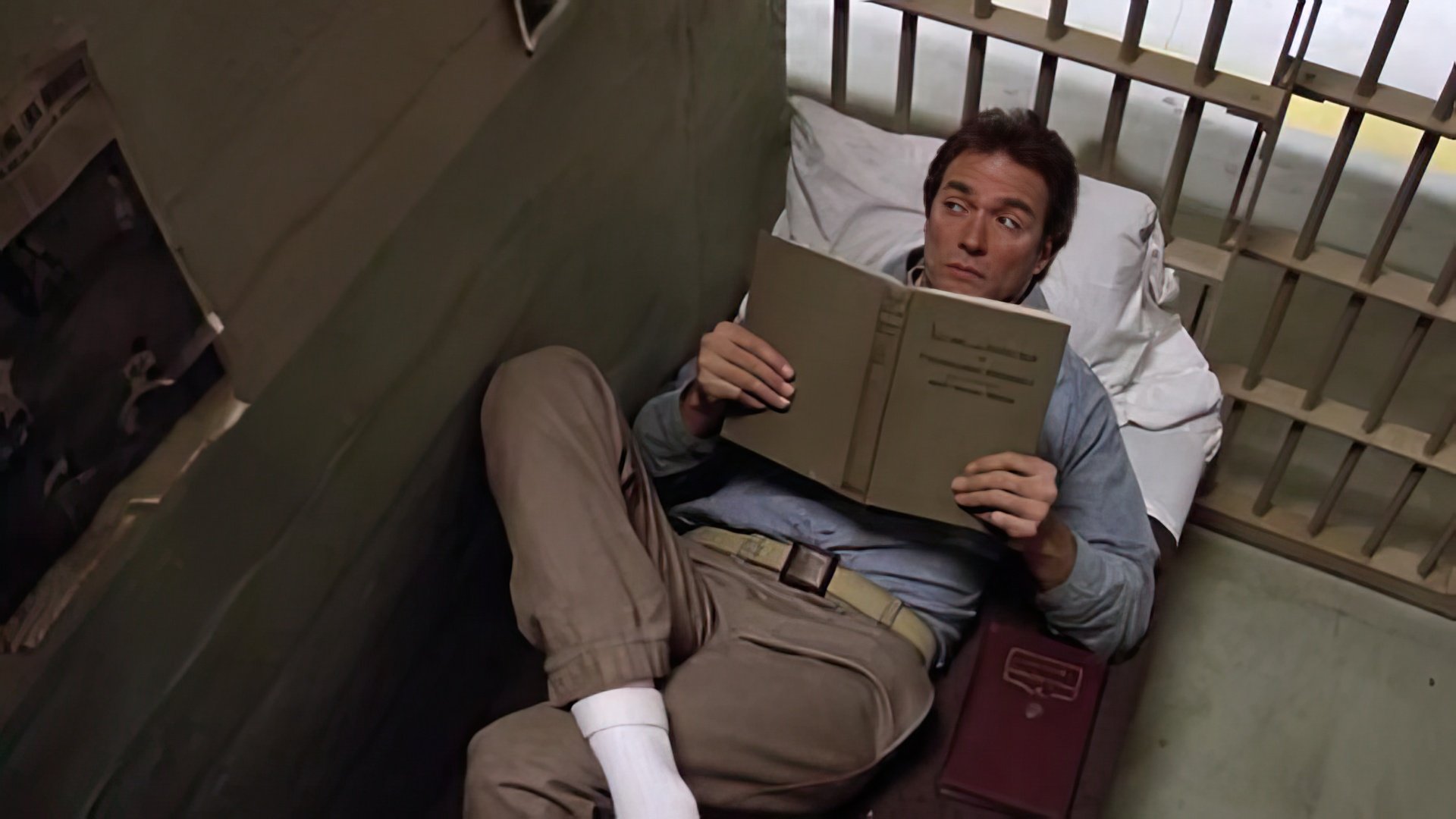 Clint Eastwood in Escape from Alcatraz
