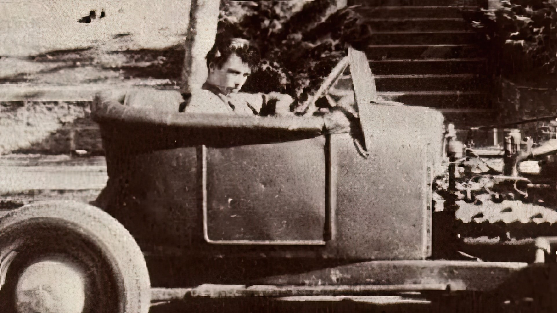 Clint Eastwood's passion during his school years was cars