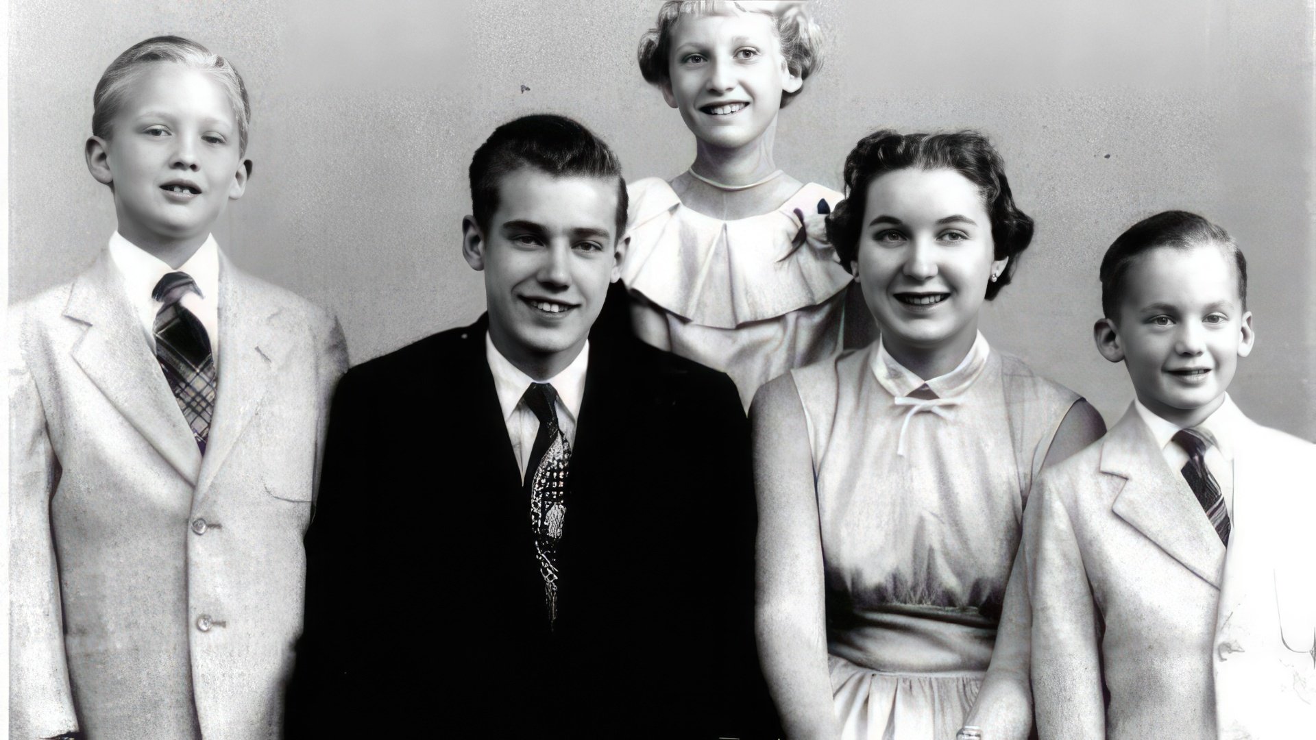 Donald Trump (far left) with his siblings