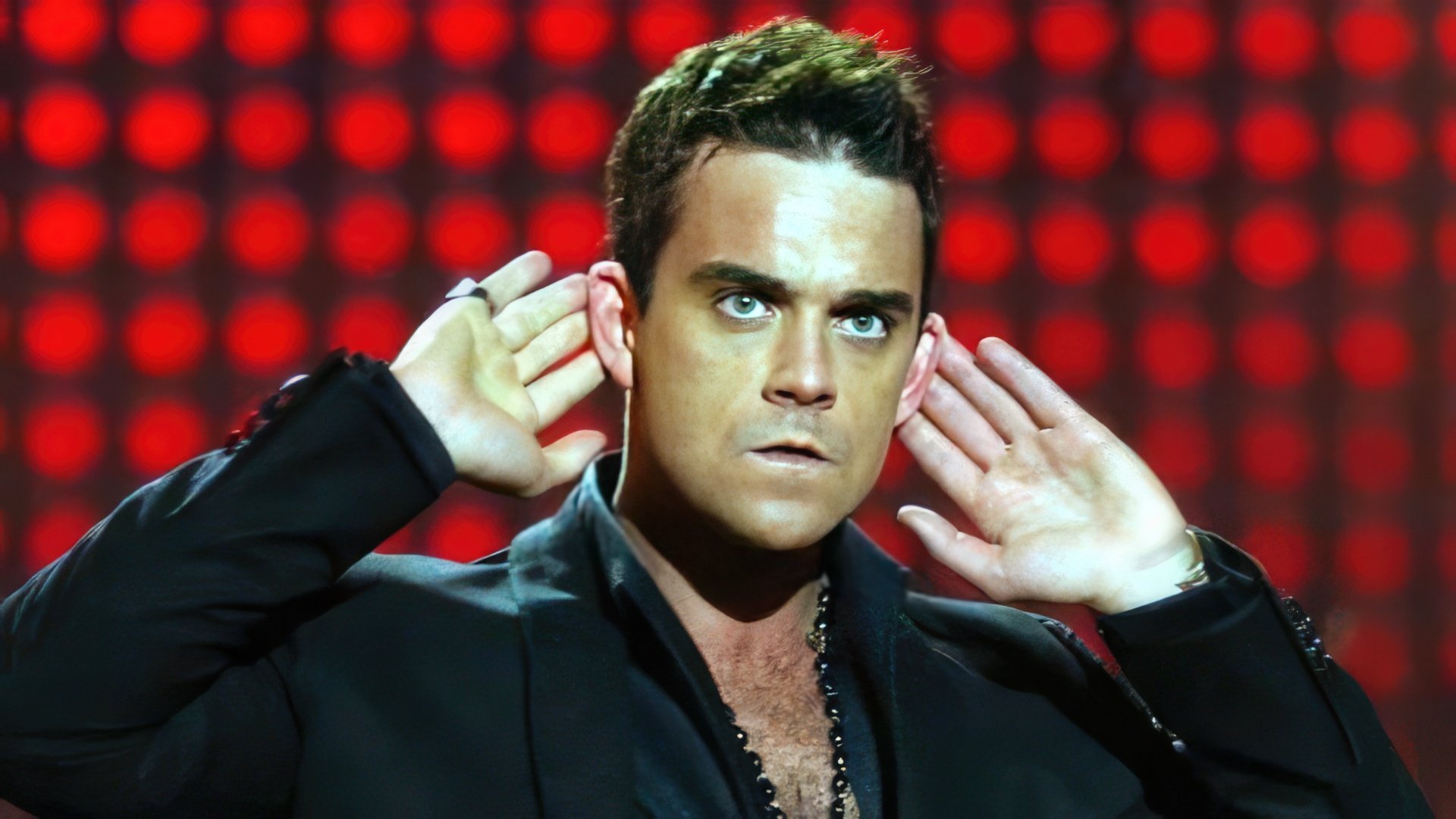 Robbie Williams signed a highly profitable contract with EMI in 2002