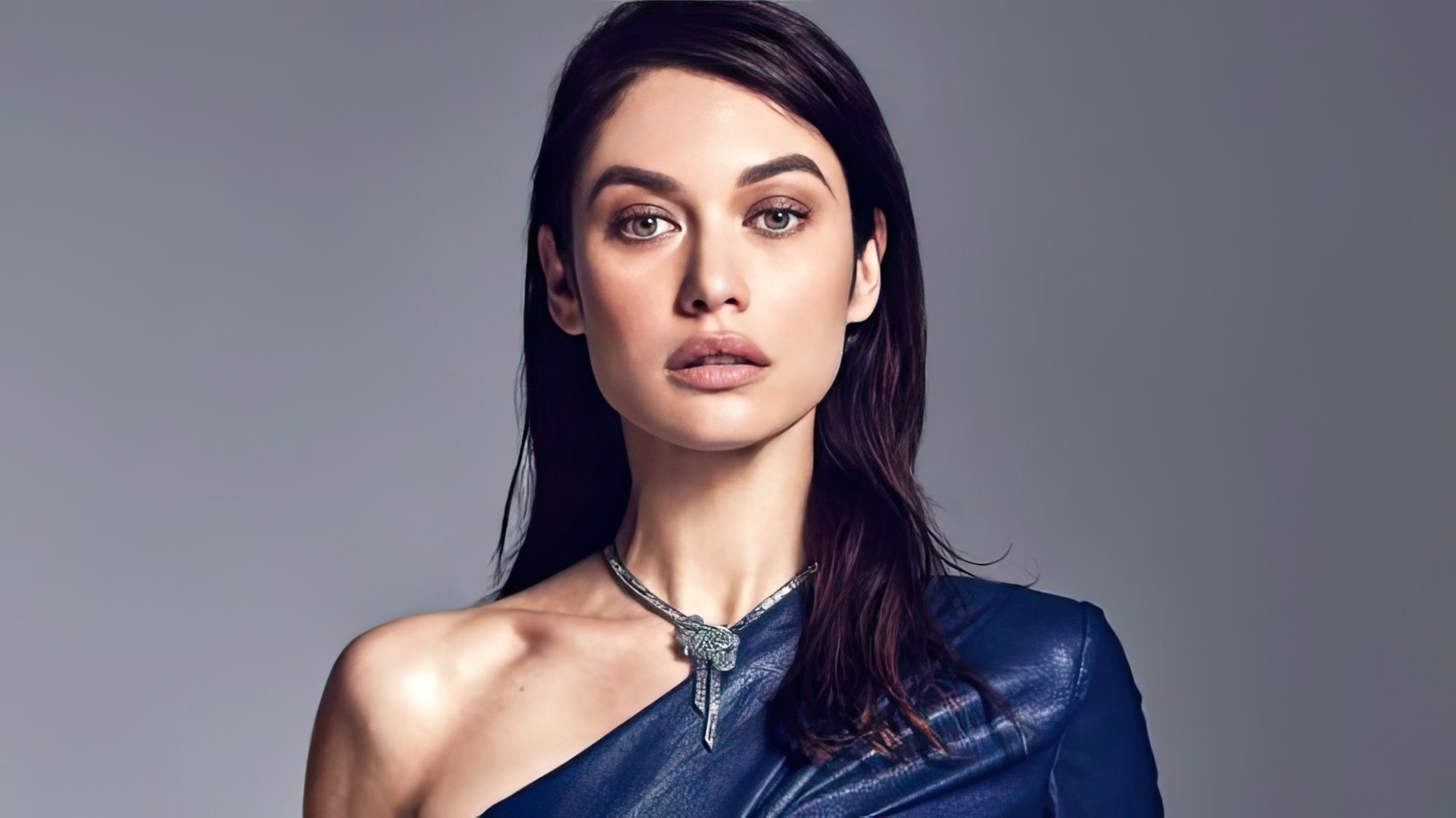 In the photo: Olga Kurylenko