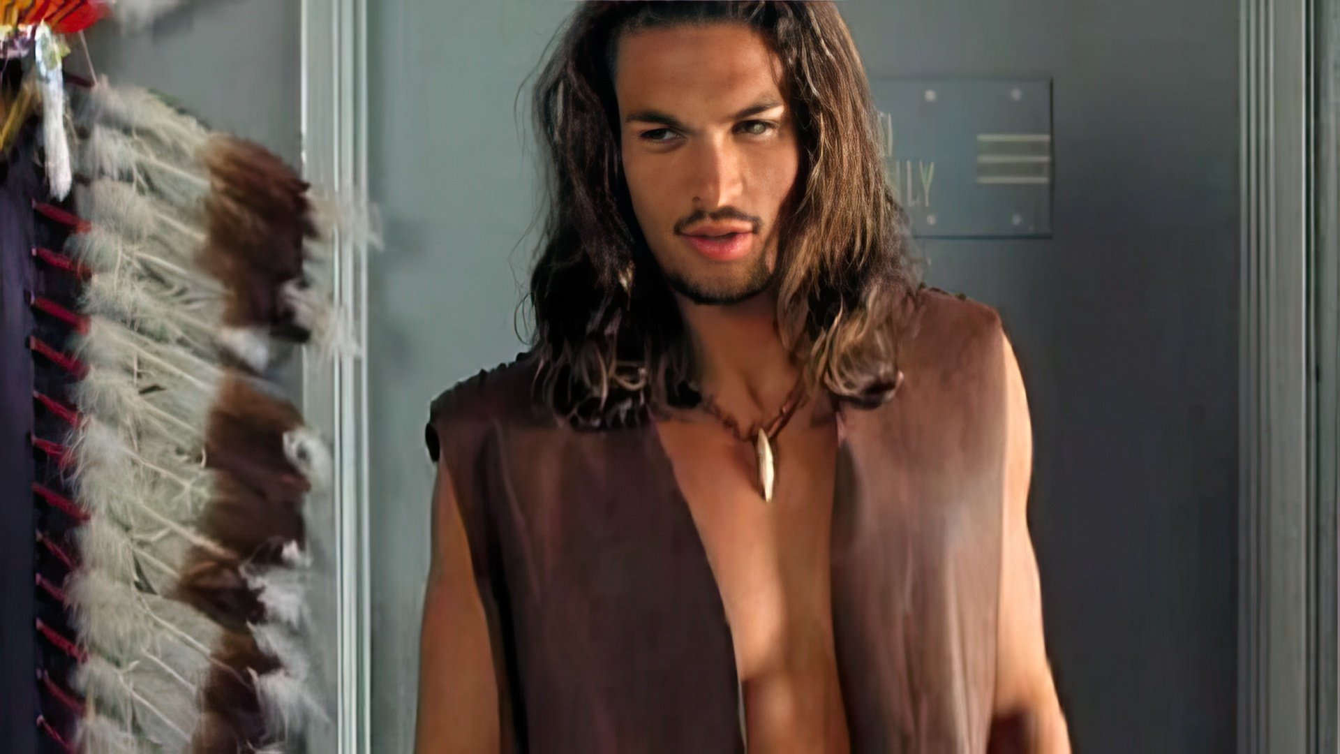 Momoa's appearance in "Johnson Family Vacation"