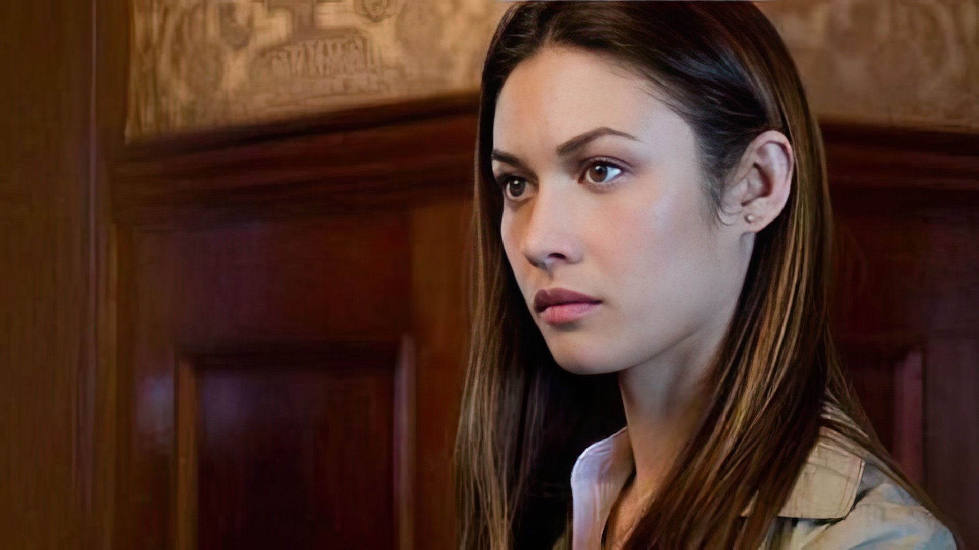 Olga Kurylenko in the movie 'The Expatriate'