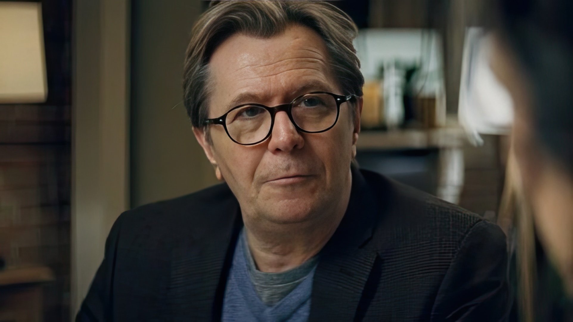 Gary Oldman in the film 'Crisis'
