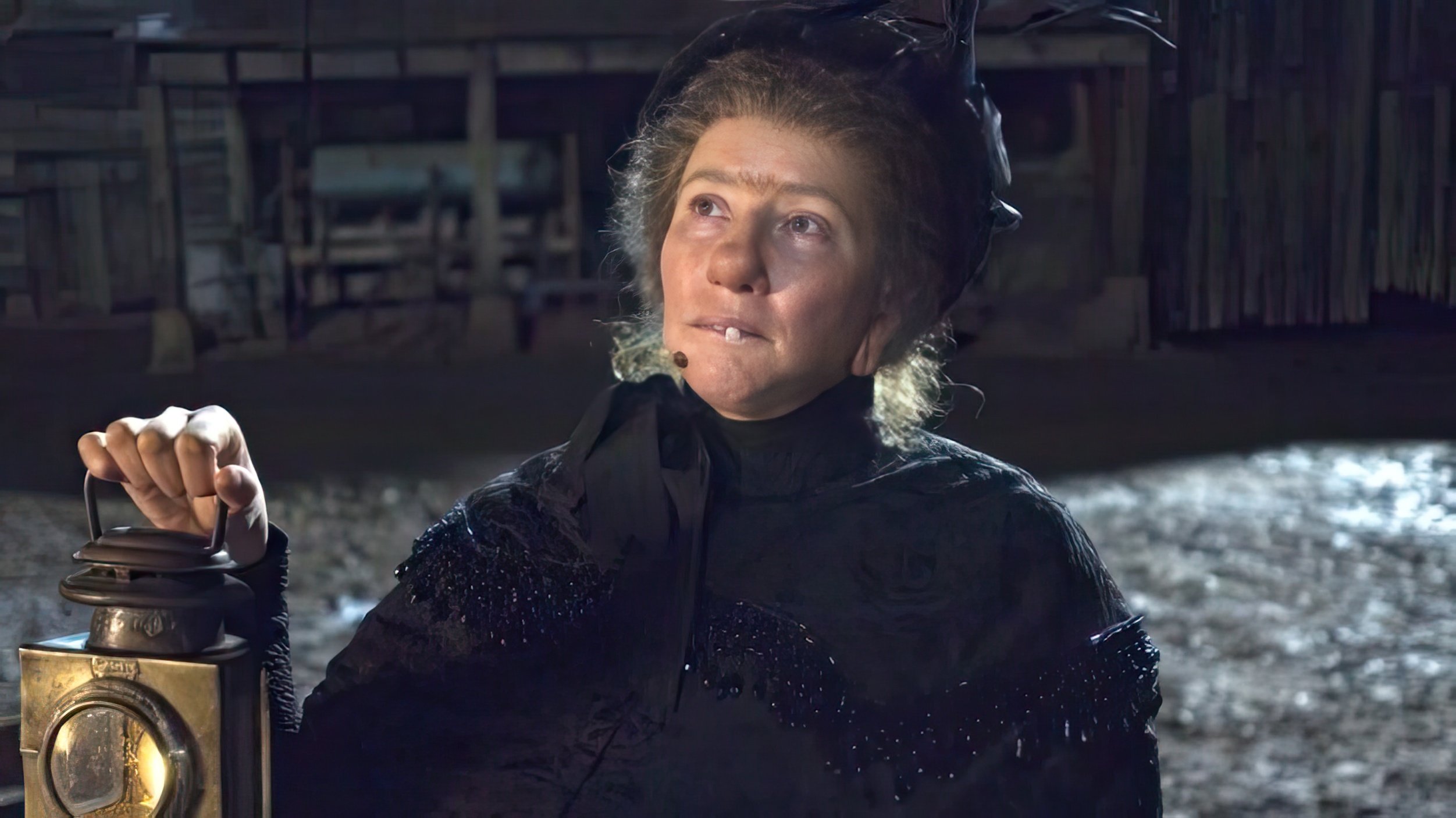 Emma Thompson's makeup in 'Nanny McPhee'