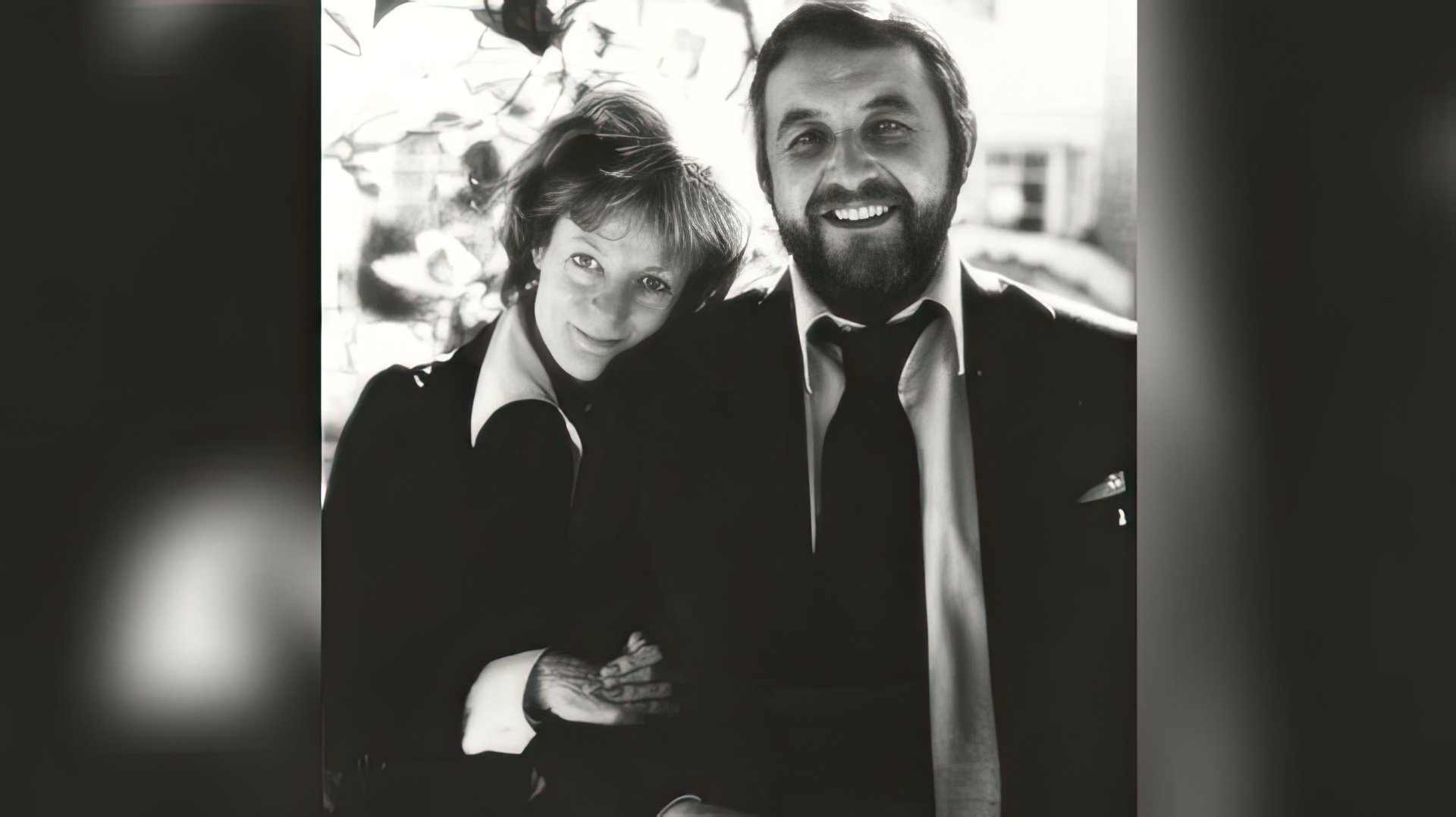 Maggie Smith and Beverley Cross in their youth