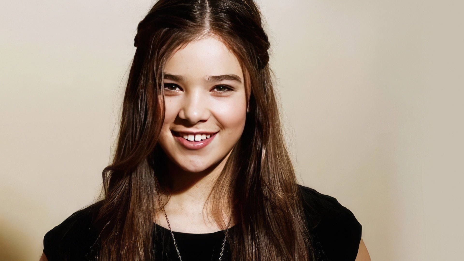 Young Hailee Steinfeld